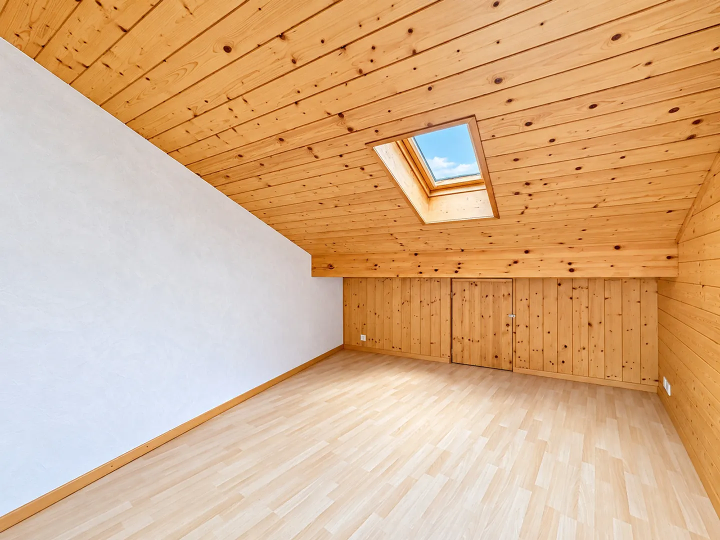 Duplex familiare a Riddes - spazio, calma e negozi a piedi - Foto 11 di 13