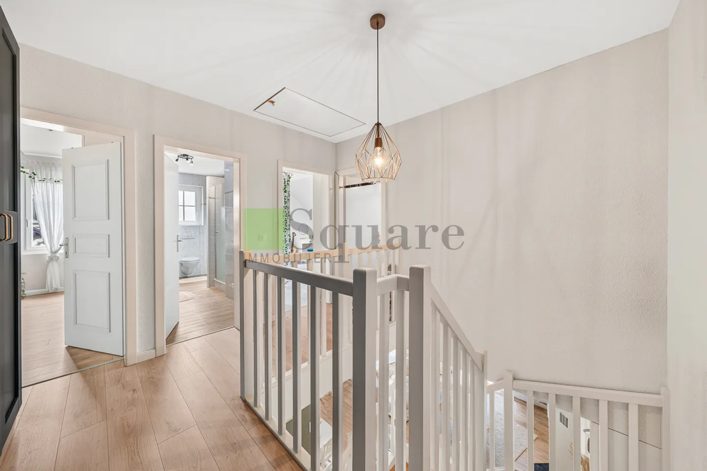 Magnificent duplex apartment with unobstructed view - Photo 11 of 13
