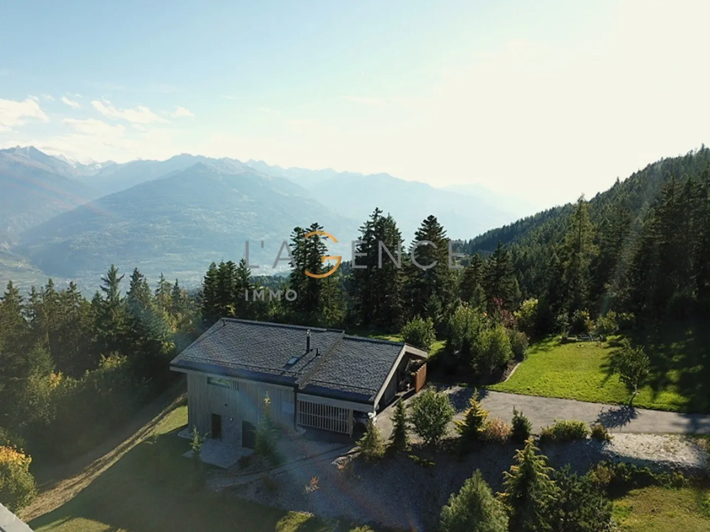 EXCEPTIONAL ARCHITECT DESIGNED CHALET - GRANDIOSE PANORAMA - ANZERE - Photo 11 of 11