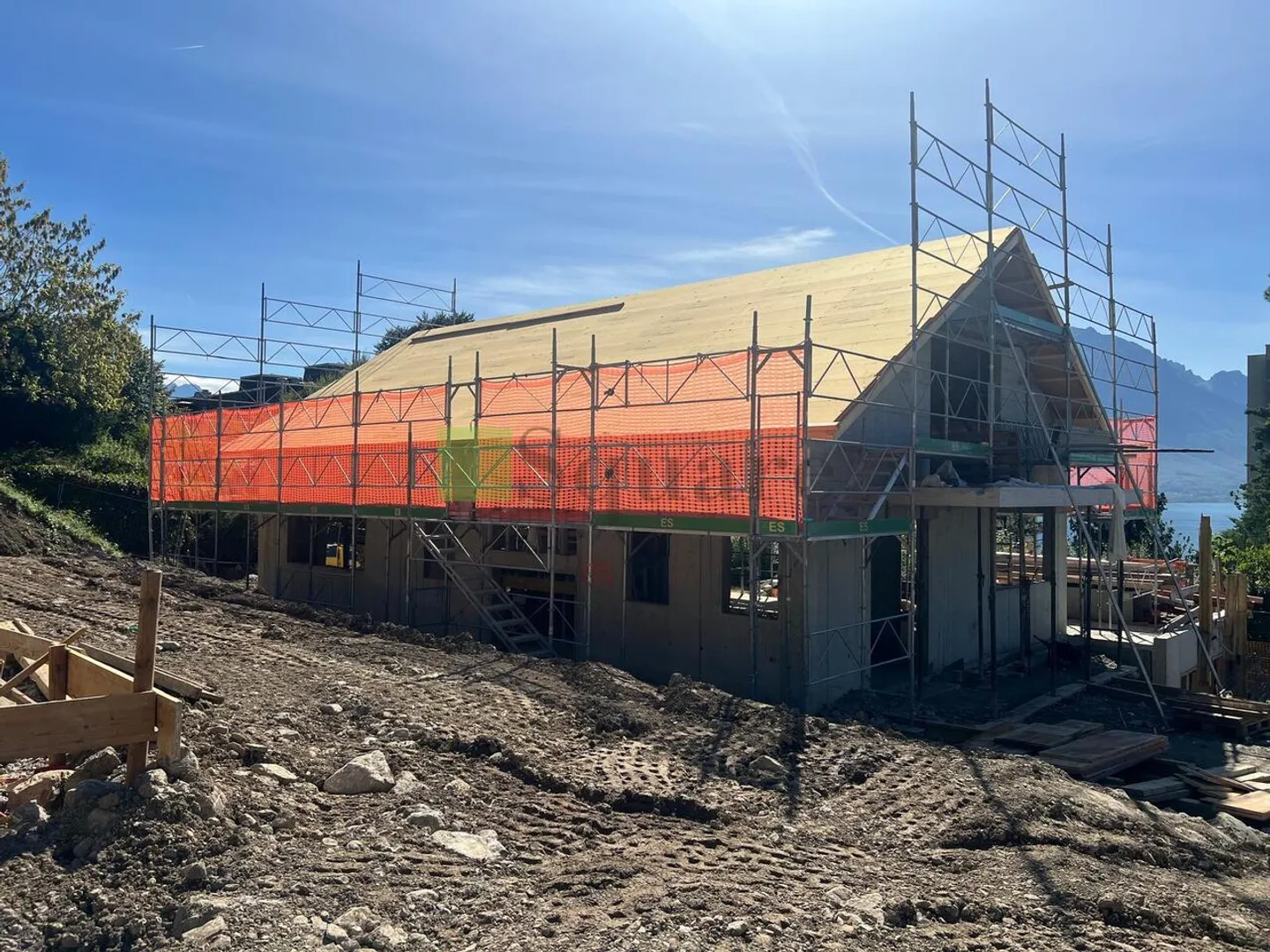 Villa neuve de 6,5 pièces avec vue sur lac et montagnes - Photo 2 sur 11