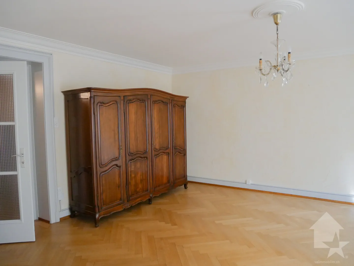Geräumige Wohnung mit Potenzial - Foto 3 von 13