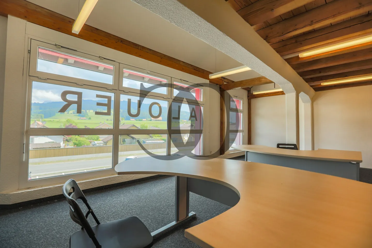 Commercial space for start-up - Photo 1 of 5