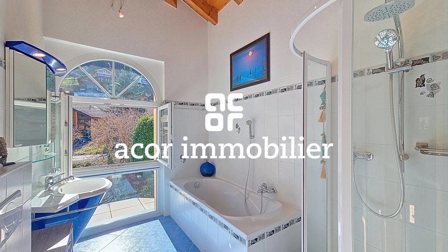 Villa mit spektakulären Volumen mit Blick auf die Alpen - Foto 8 von 9