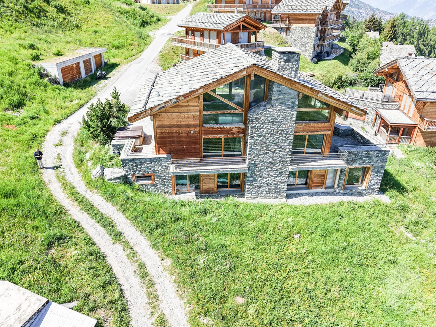 Chalet de luxe sur les pistes - Photo 4 sur 13