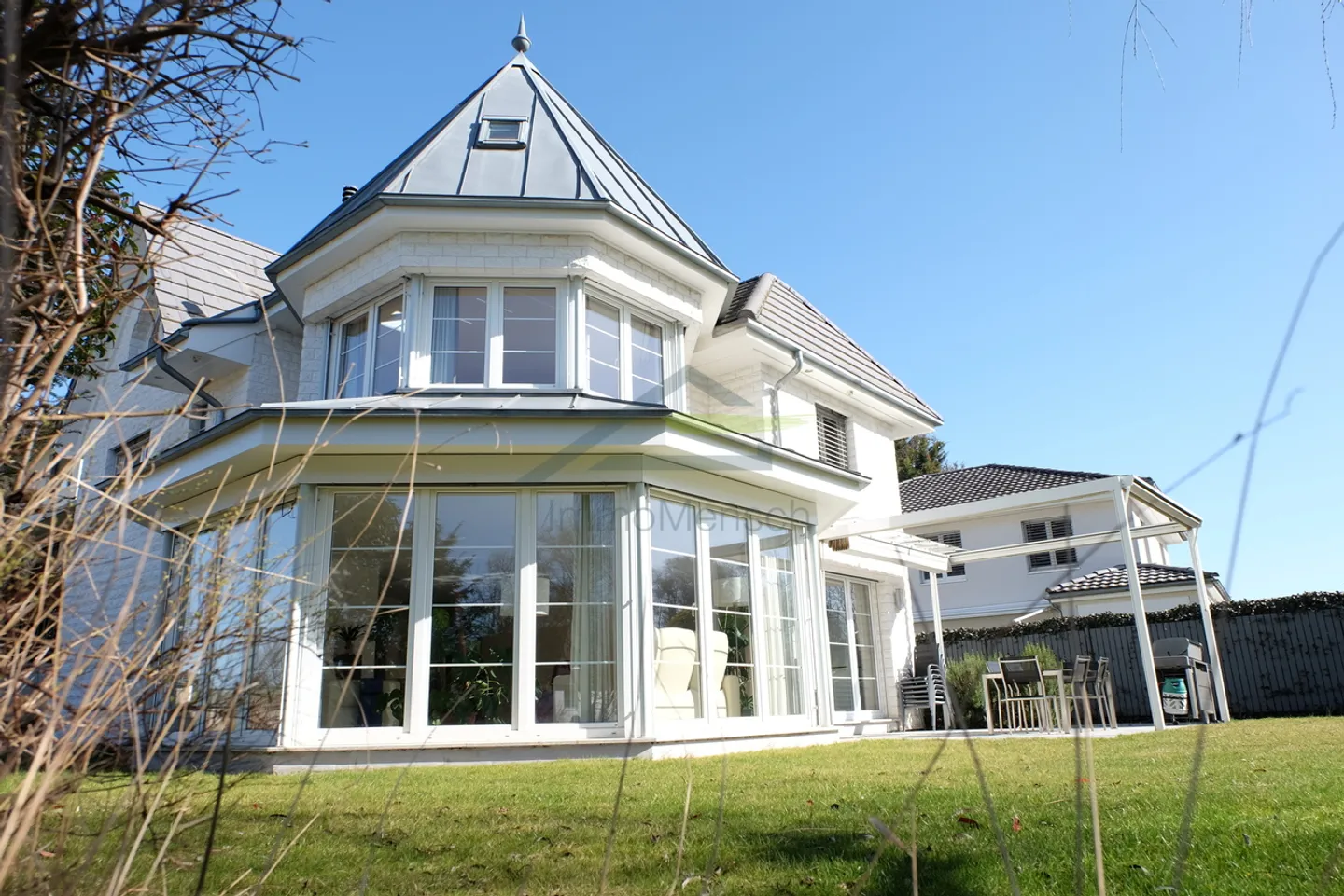 Freistehendes Einfamilienhaus in Bottmingen - Foto 4 von 10