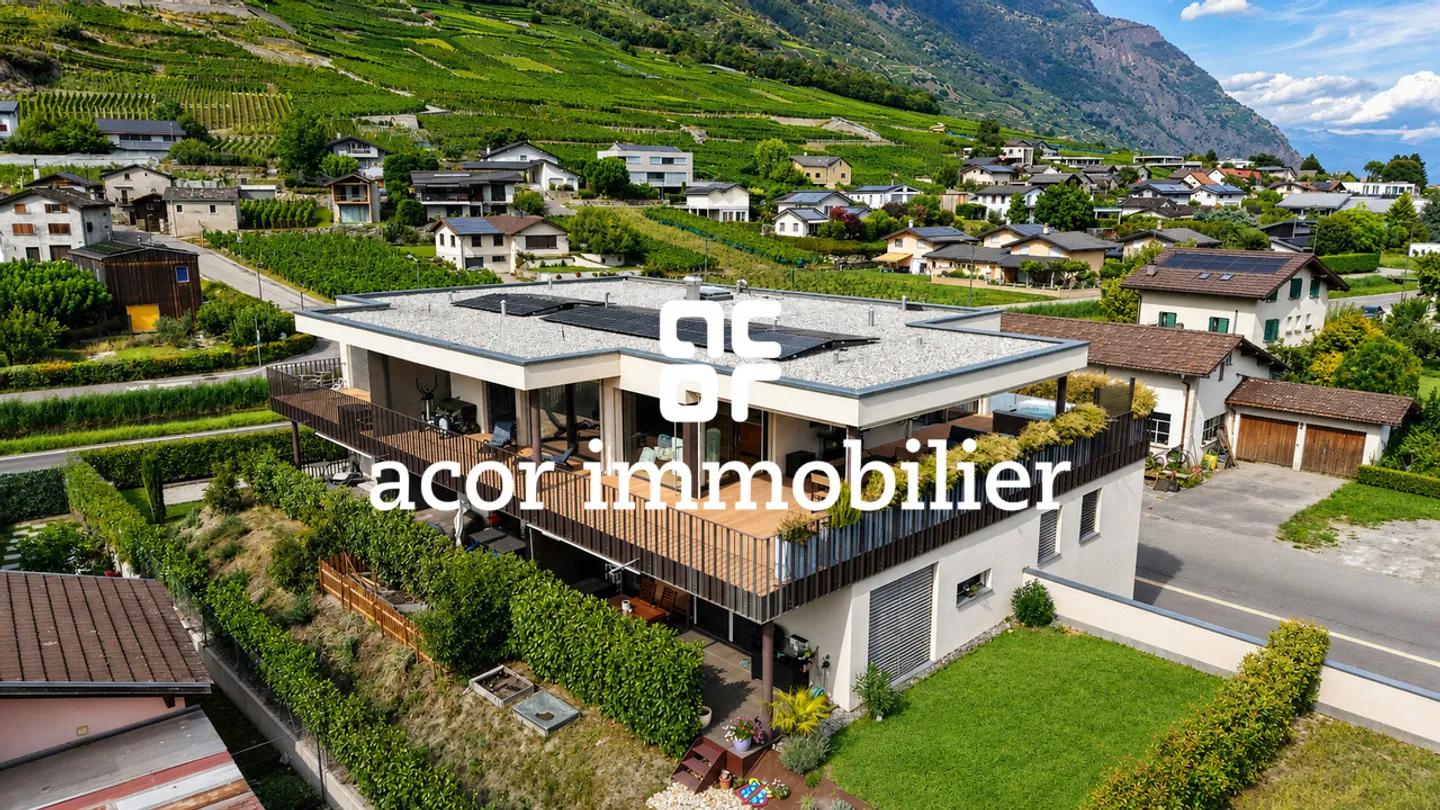 Attique 3.5 pièces d'exception à Fully avec terrasse XXL et jacuzzi - Foto 1 von 7
