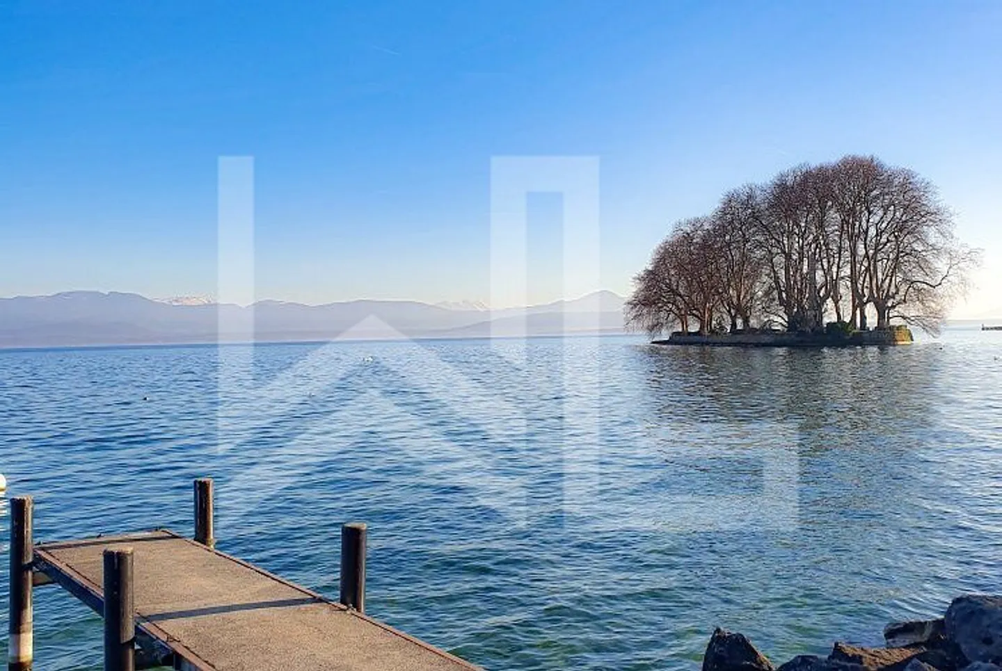 Exceptional property by the lake just steps from the center of Rolle - Photo 1 of 1