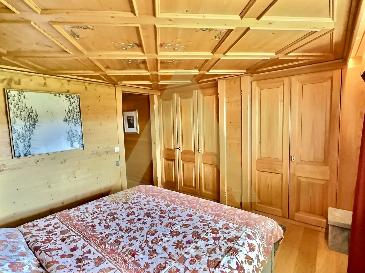 Très bel appartement avec beaucoup de cachet, jardin et piscine - Photo 8 of 11