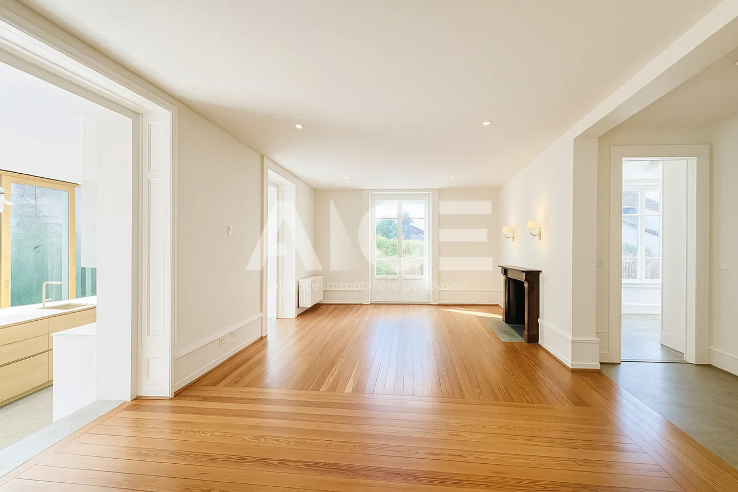 EXCLUSIVITY. Magnificent character villa fully renovated - Photo 1 of 6