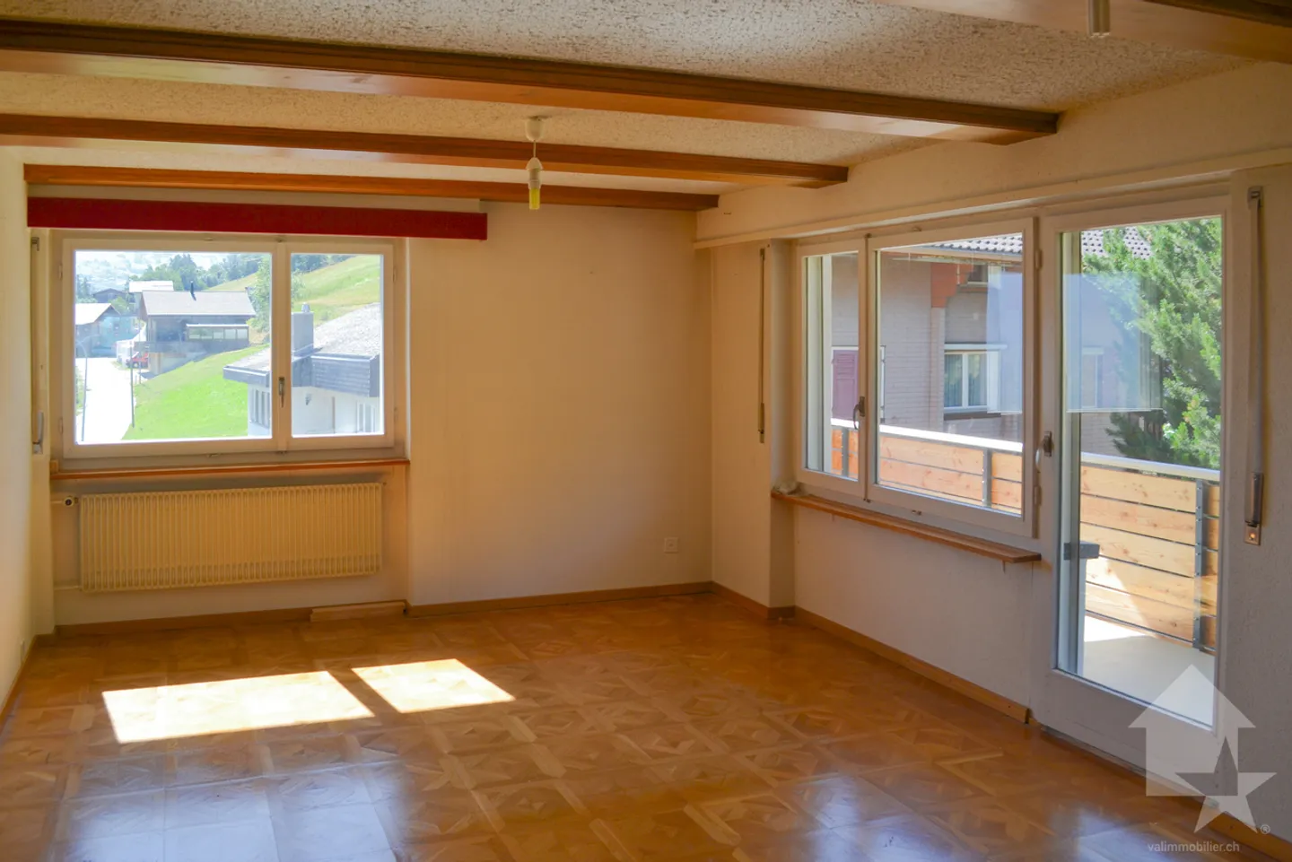 Spacious 4.5-room apartment of 108 m2, 2 balconies, view of the Alps - Photo 13 of 13