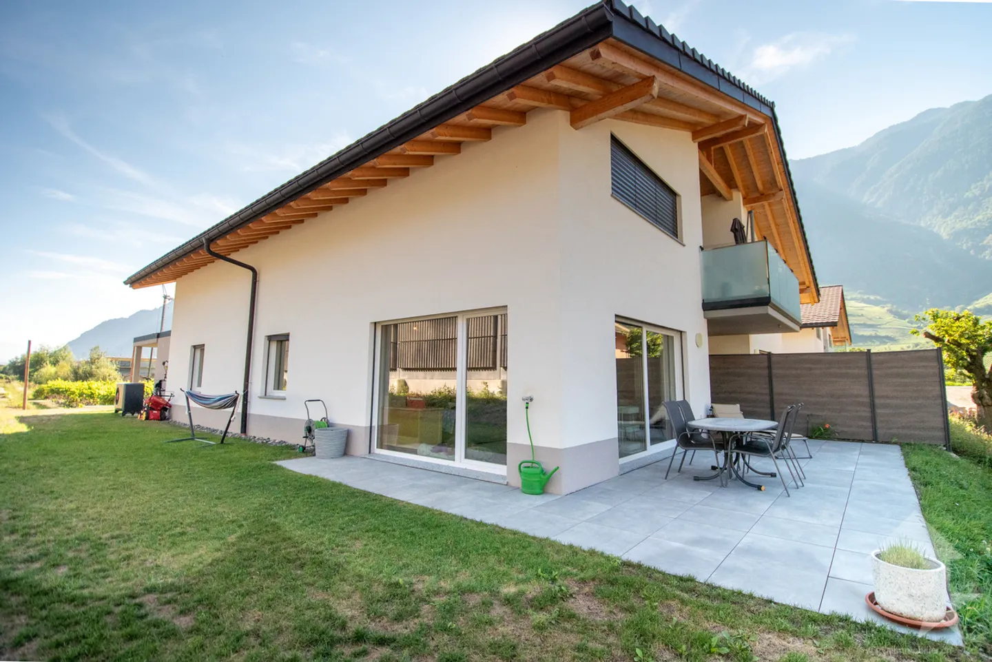 Appartamento di 3,5 locali con terrazza e giardino - Foto 1 di 13