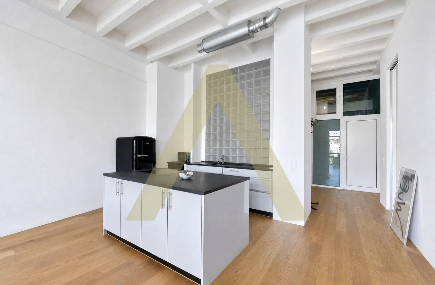 Eine 2,5-Zimmer-Wohnung mit industriellem Erbe im Herzen von Lausanne - Foto 4 von 7