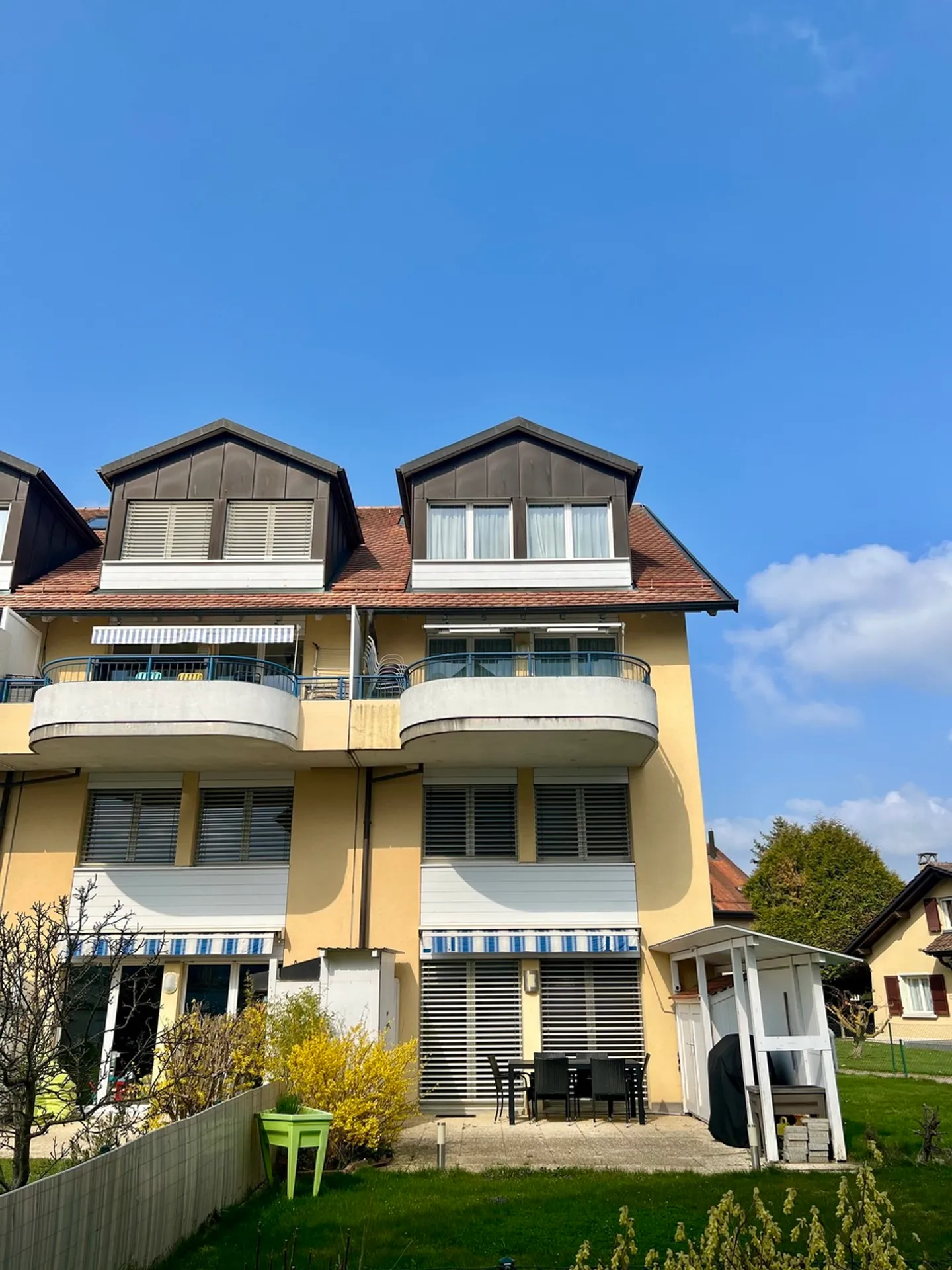 FOR SALE TRIPLEX APARTMENT OF 130M2 HAB. IN THE CENTER OF ECHALLENS - Photo 12 of 13