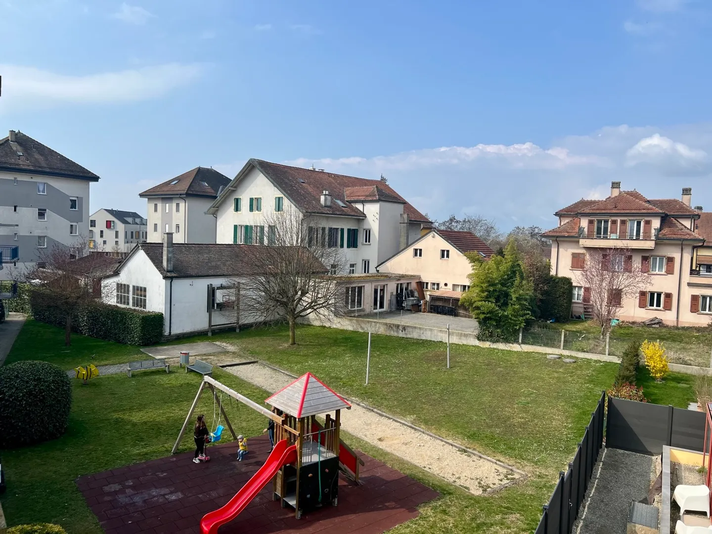 FOR SALE TRIPLEX APARTMENT OF 130M2 HAB. IN THE CENTER OF ECHALLENS - Photo 3 of 13