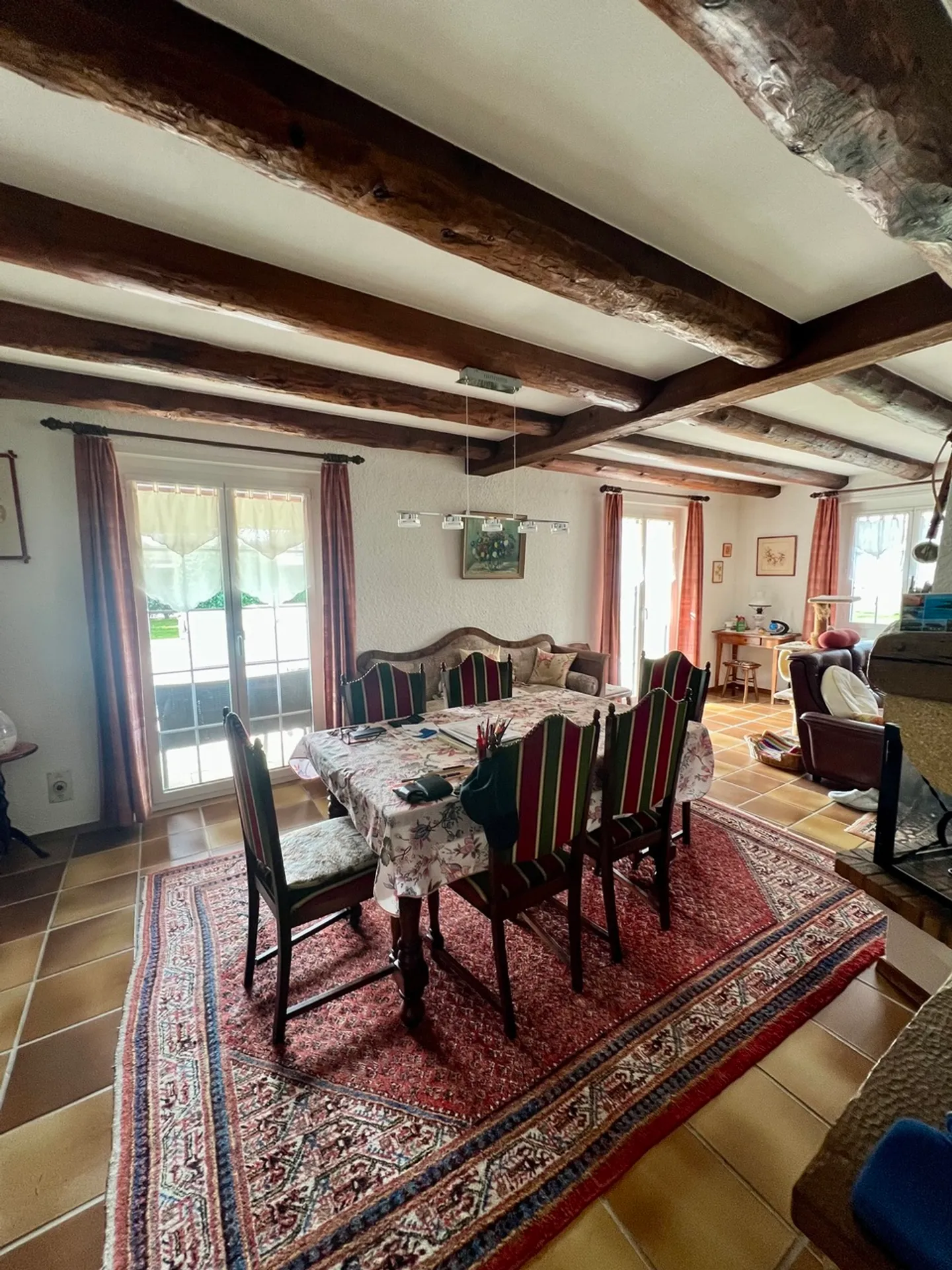 FOR SALE MAGNIFICENT VAUD VILLA WITH SWIMMING POOL - Photo 2 of 13
