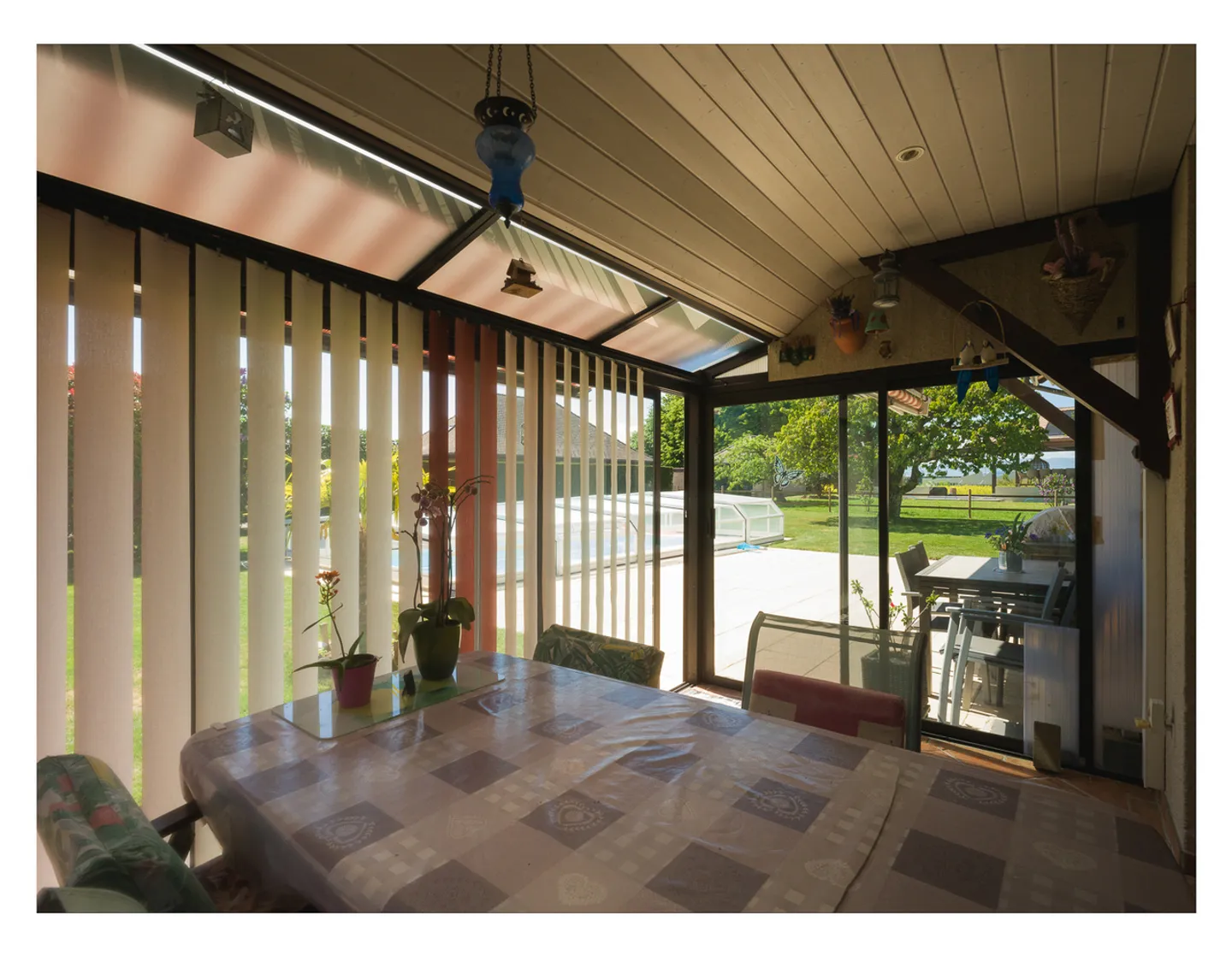 FOR SALE MAGNIFICENT VAUD VILLA WITH SWIMMING POOL - Photo 6 of 13