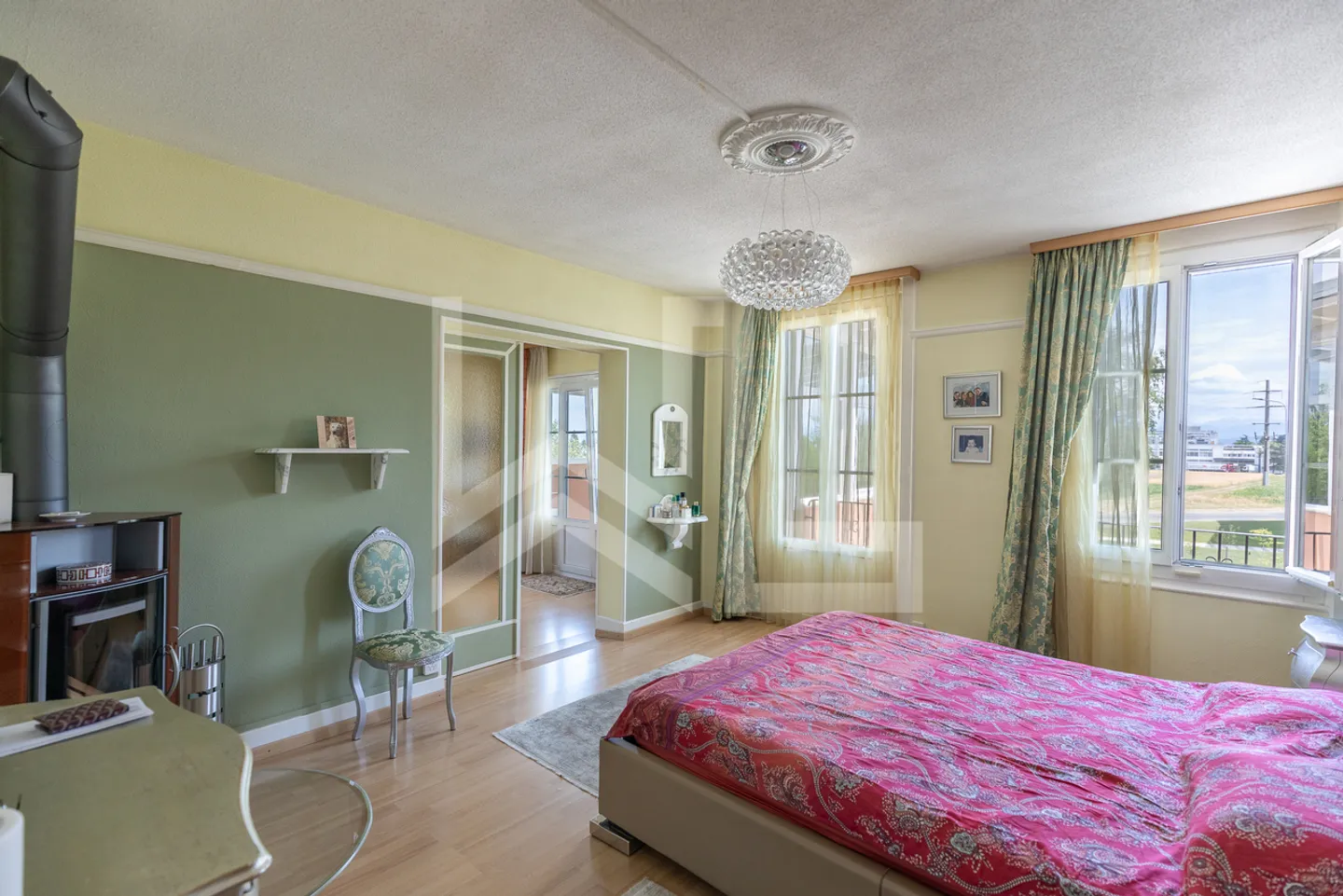 Superb character bastide on the heights of Nyon - Photo 6 of 13