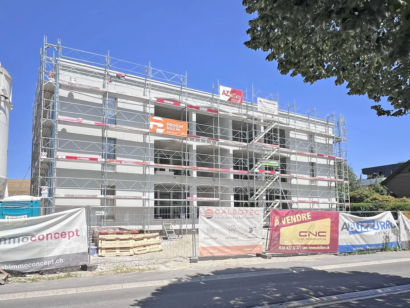 In the heart of Corminboeuf, NEW 4.5 room apartments - Photo 3 of 13