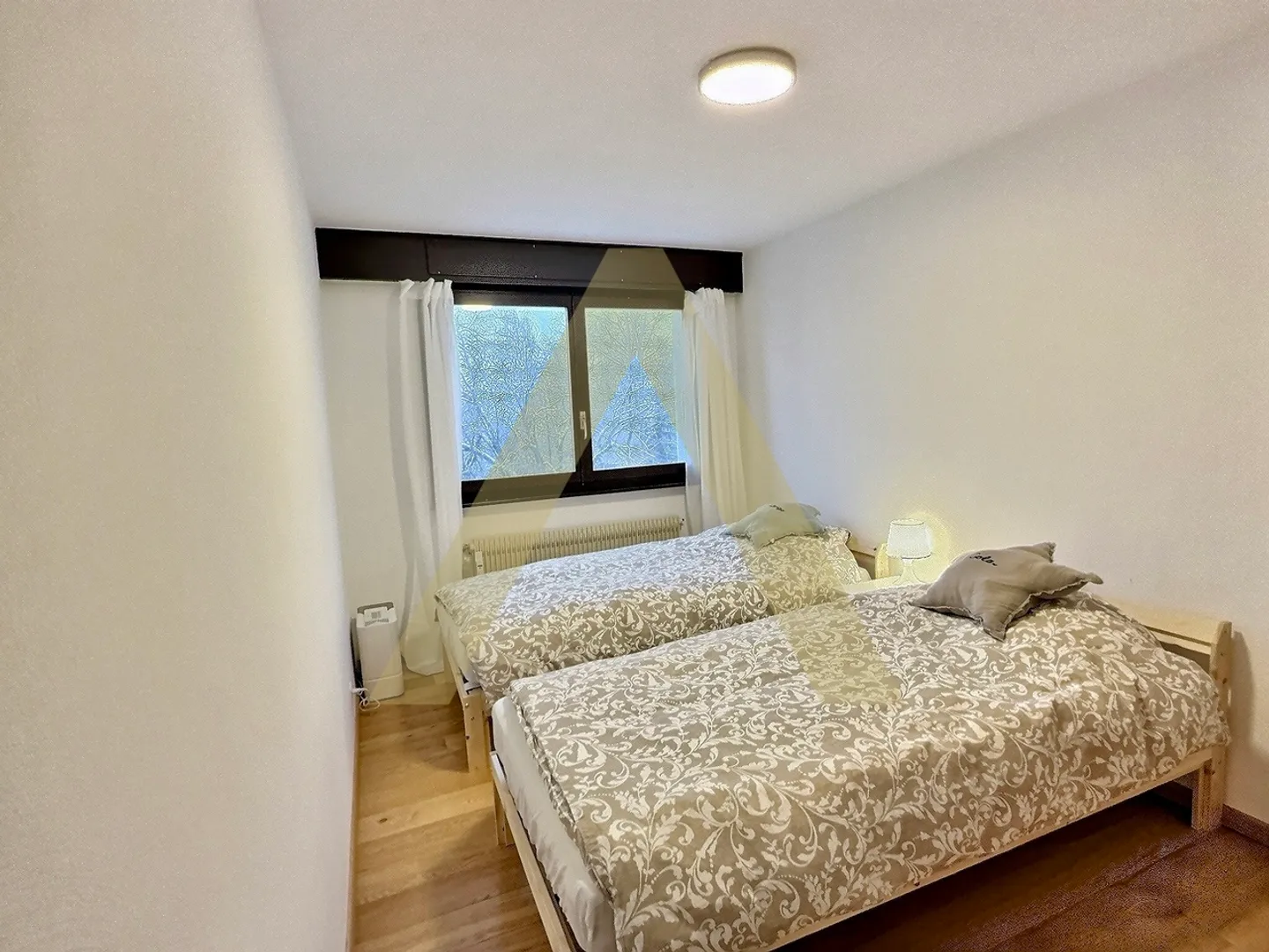 Beautiful apartment near the center in a very quiet area - Photo 5 of 8