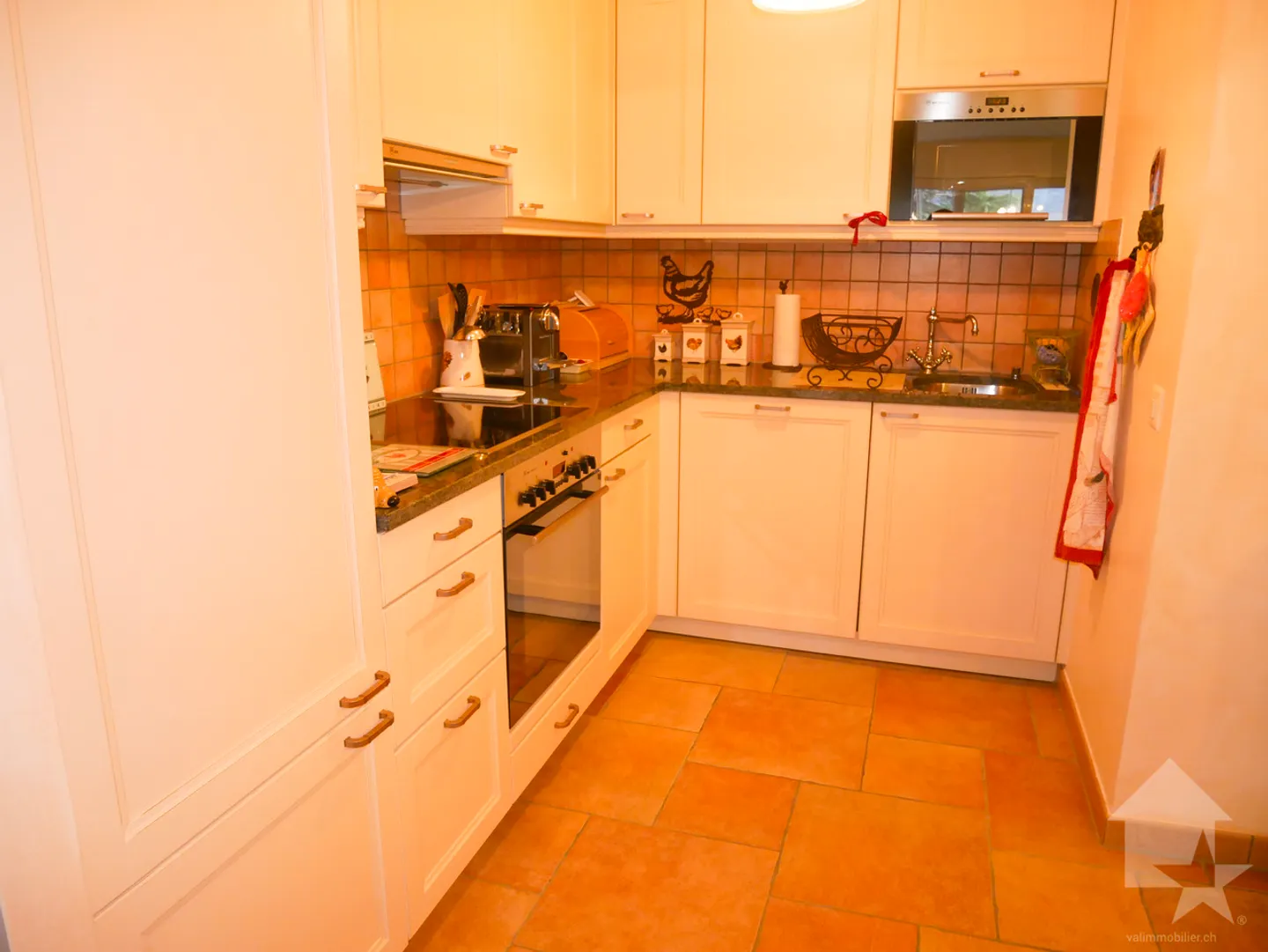 Appartement Élégant aux Bains de Saillon - Photo 3 sur 13