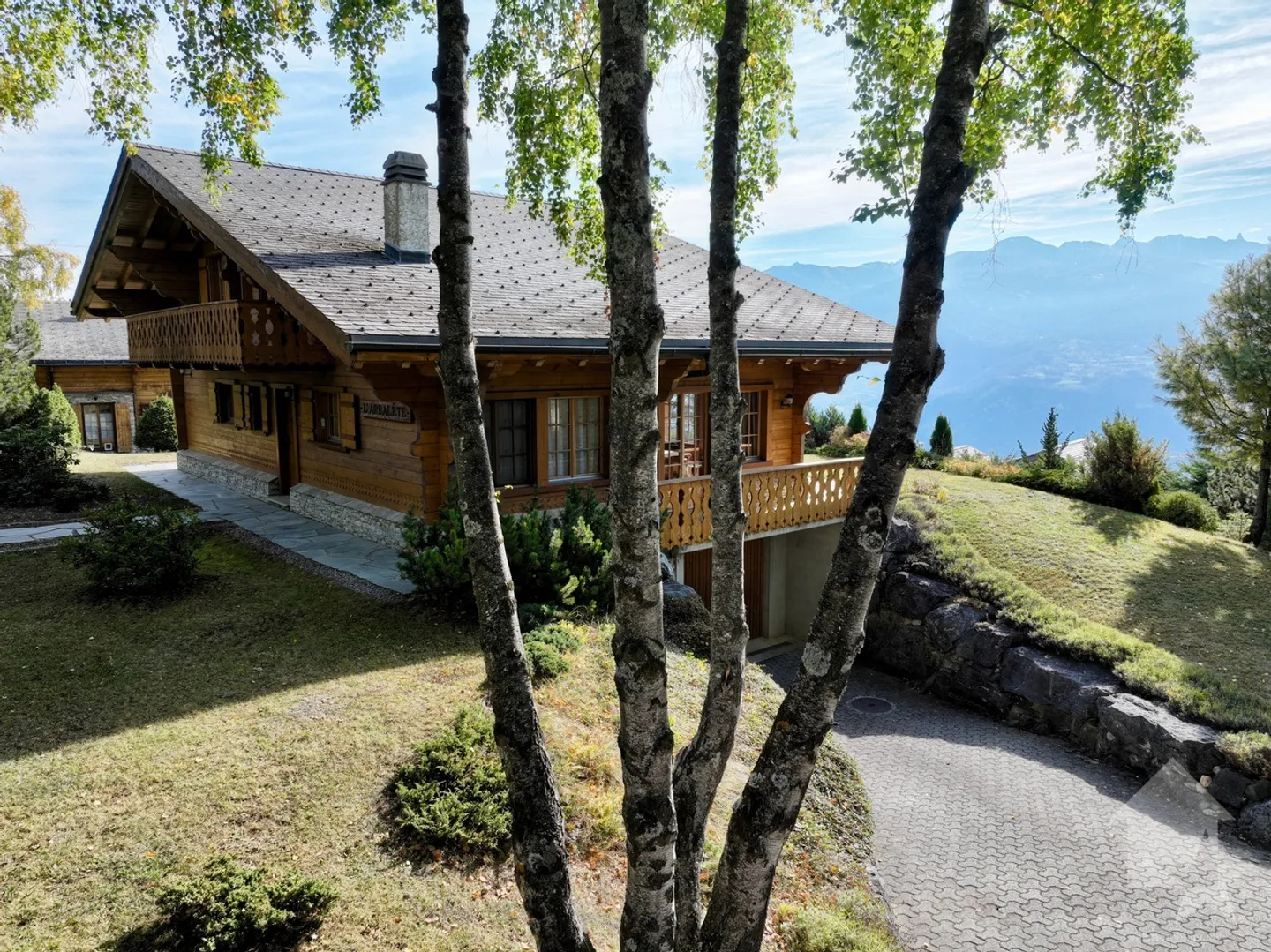 Chalet d'exception aux Mayens d'Arbaz - Photo 5 sur 13