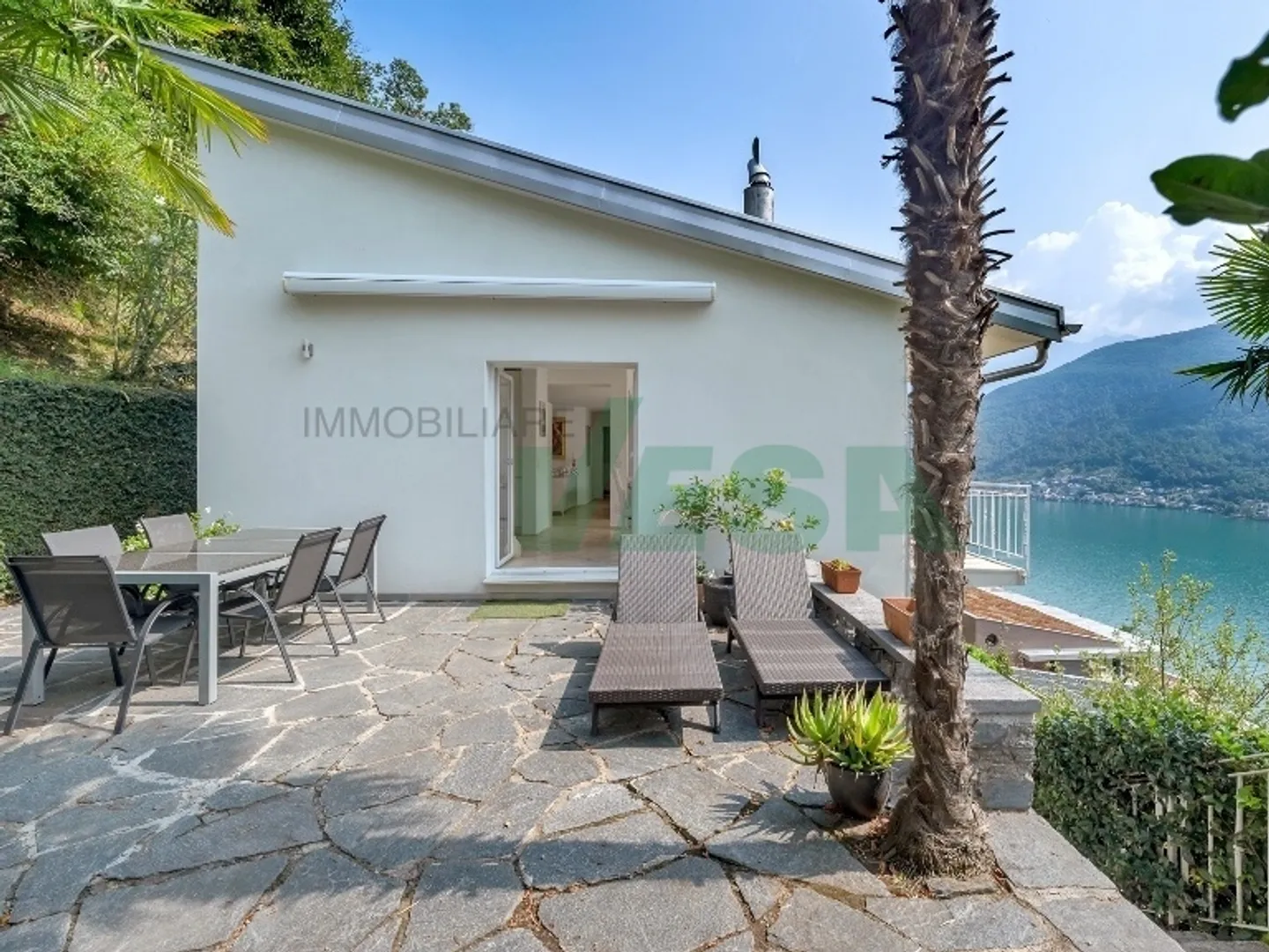 Affascinante proprietà con vista spettacolare e in zona tranquilla - Photo 7 of 13