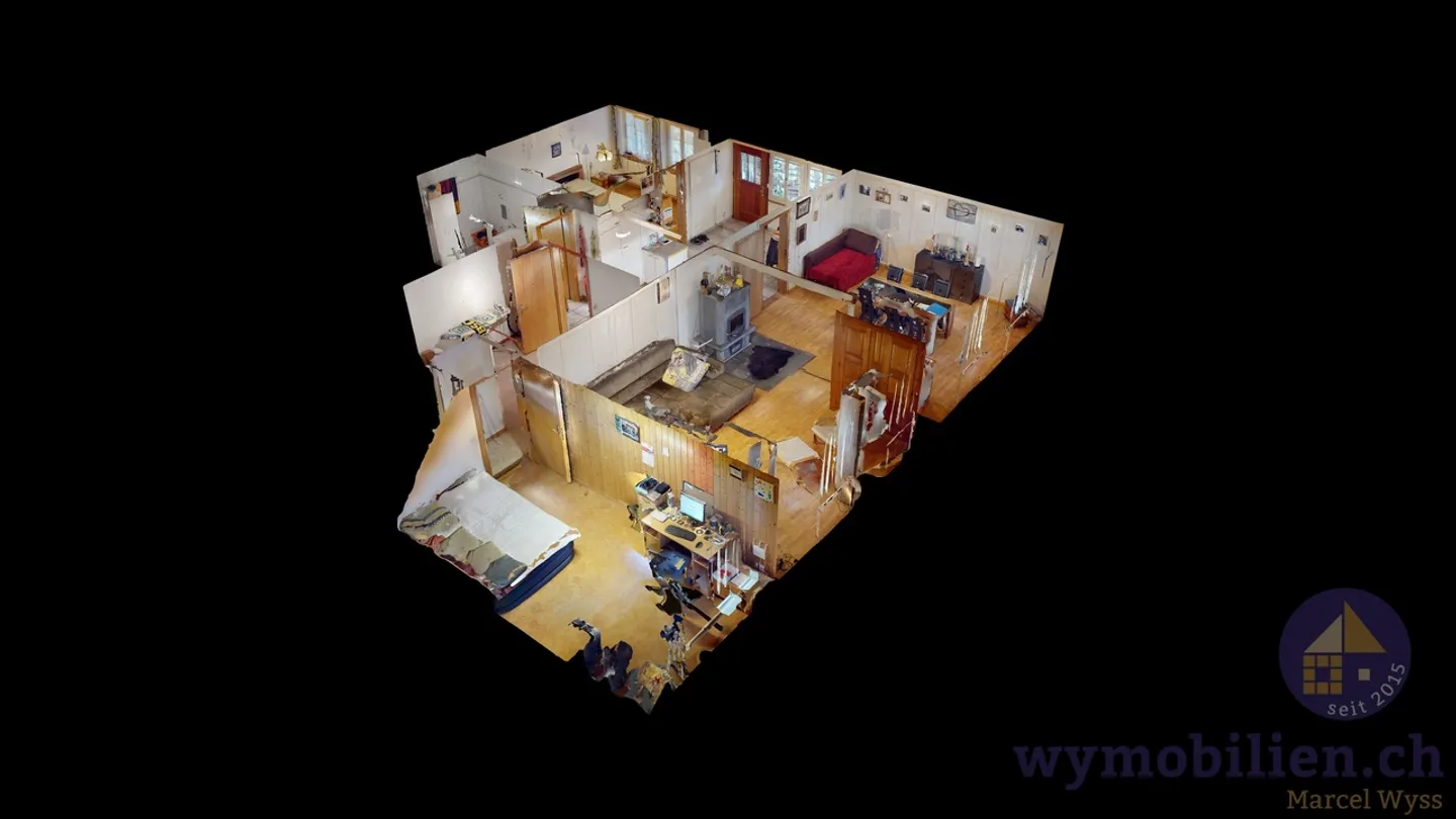 Farmhouse with 3 apartments + development potential! - Photo 8 of 13