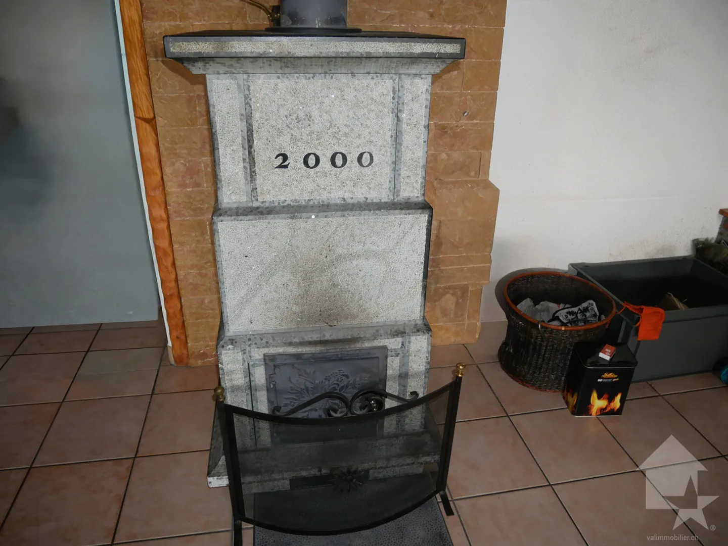 Spacious village house of 7.5 rooms in the heart of Orsières - Photo 7 of 13