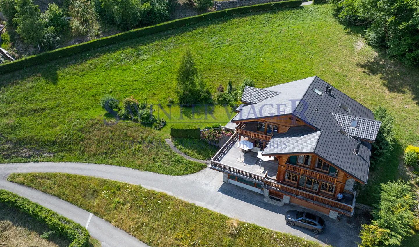 Champéry, Chalet d'Exception de 450 m2 habitables - Viager occupé - Photo 5 of 13