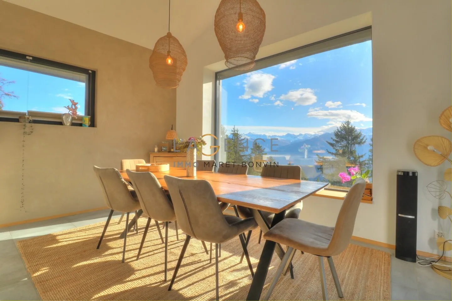 EXCEPTIONAL ARCHITECT DESIGNED CHALET - GRANDIOSE PANORAMA - ANZERE - Photo 5 of 11