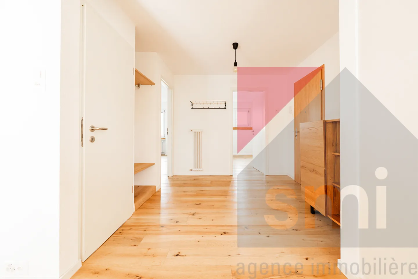 Carefully renovated, charm, unobstructed view and city life just steps away - Photo 8 of 13