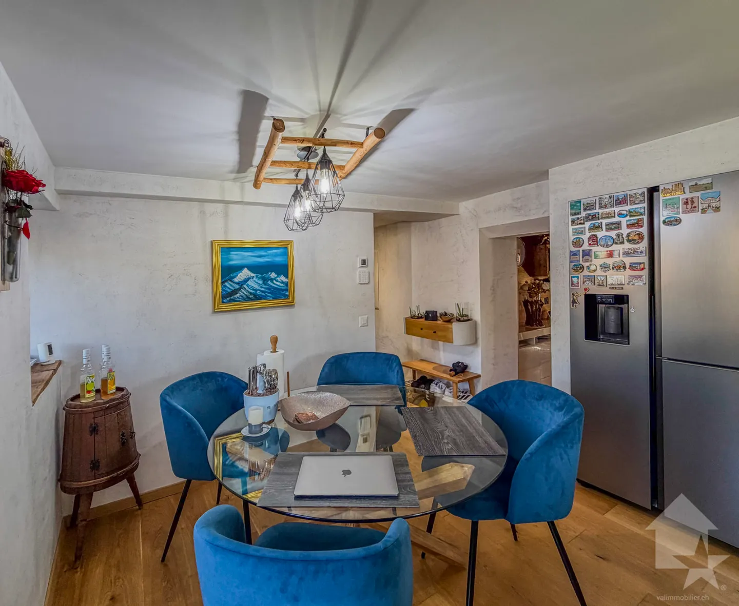 Charmante 2-Zimmer-Wohnung mit renoviertem Bürobereich! - Foto 5 von 13