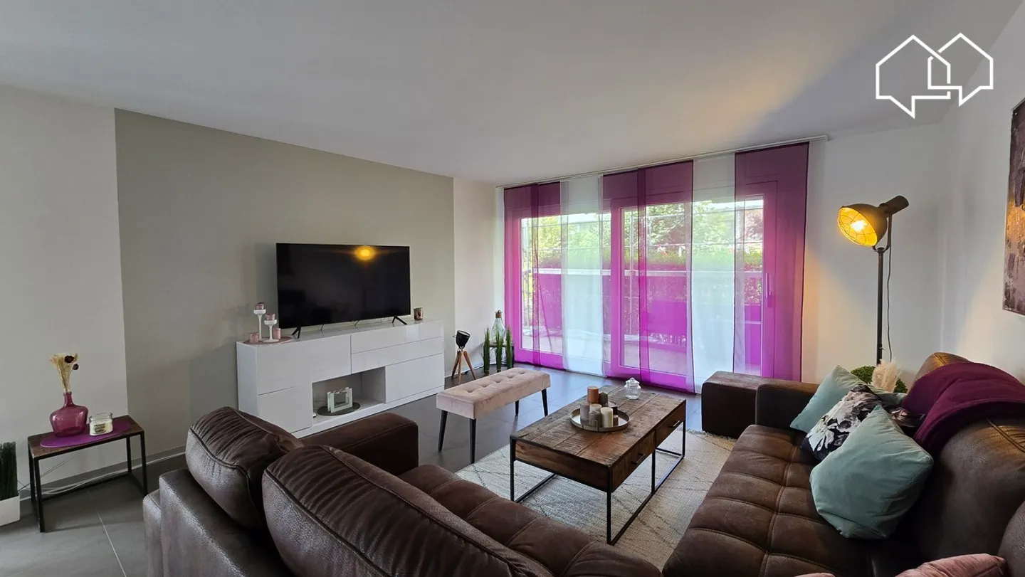 Spacious 3.5-room apartment on the ground floor - Photo 2 of 9