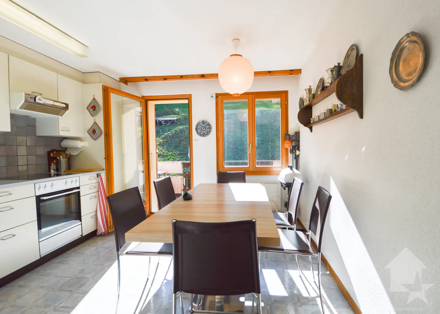 Attraktives 4,5-Zimmer-Apartment mit 2 Balkonen zu verkaufen - Foto 8 von 13