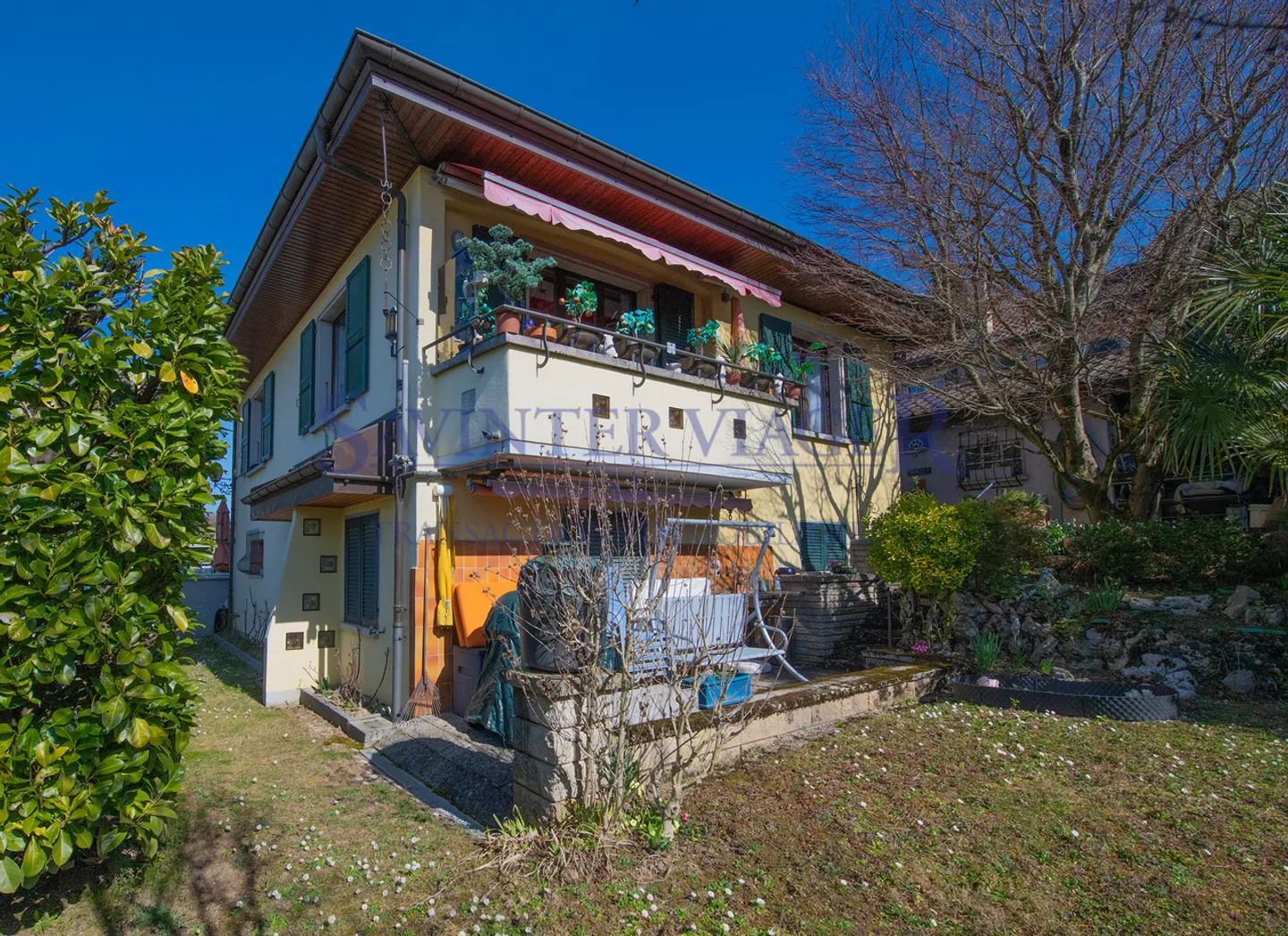 Ecublens - Charmante Villa im besetzten Leibrentenverkauf mit Seeblick - Foto 1 von 9