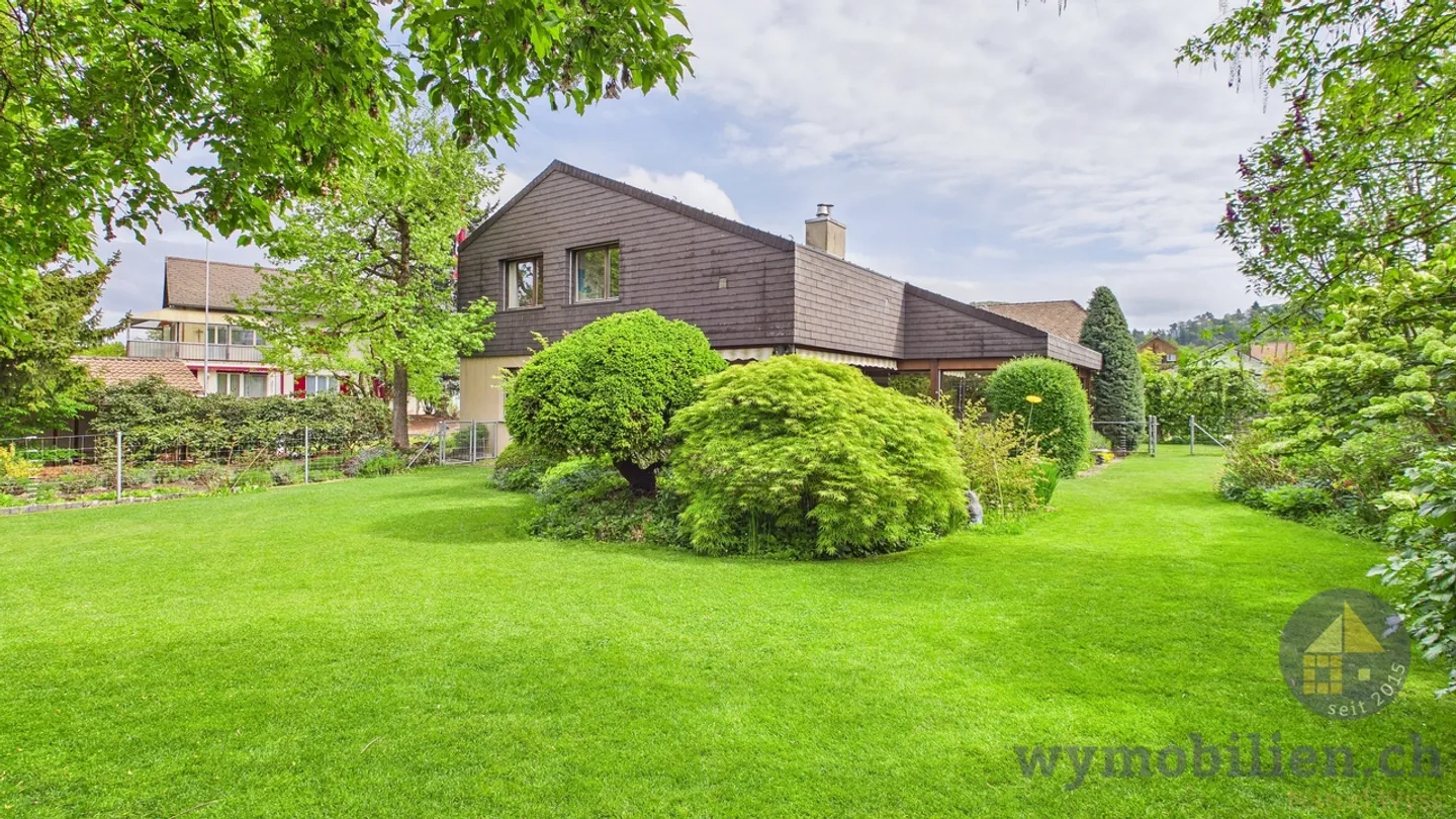 Ampia casa unifamiliare a Oberburg - Posizione tranquilla + Giardino da sogno - Foto 1 di 13