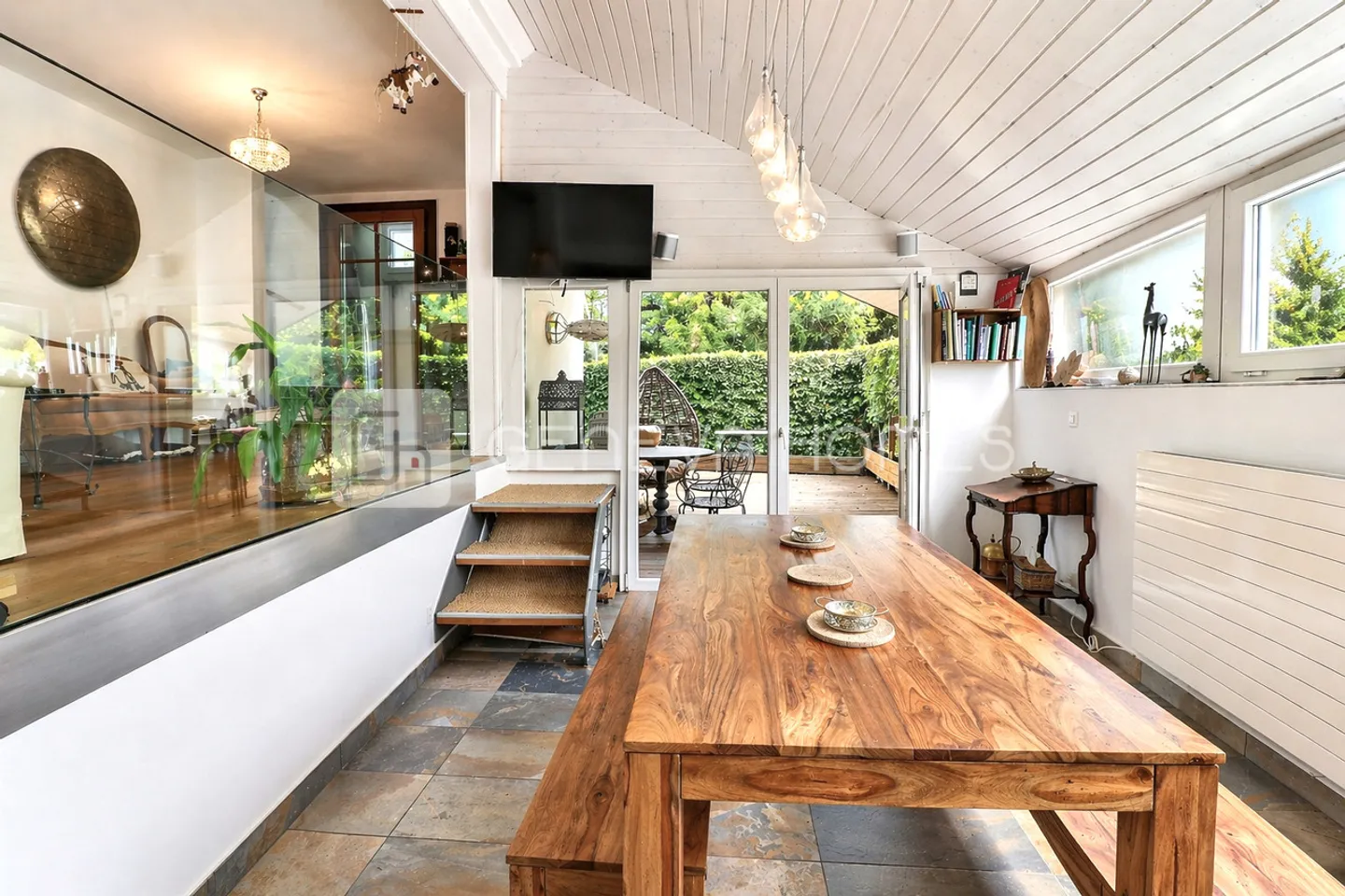 Charming atypical house in Chêne-Bougeries - Photo 3 of 12