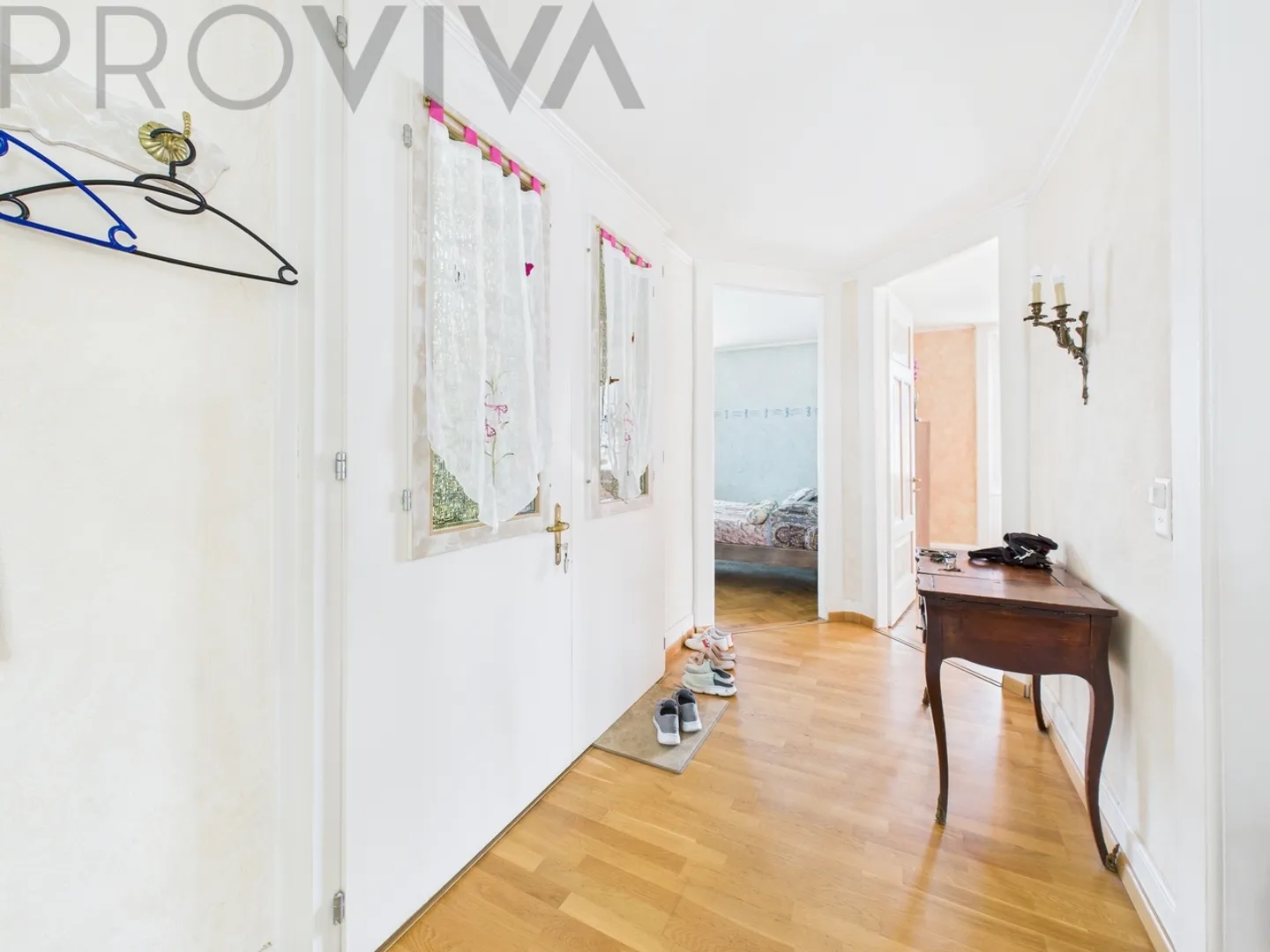 Tout à portée de main - appartement de 4.5 pièces au cœur de Sierre avec balcon - Photo 5 sur 7