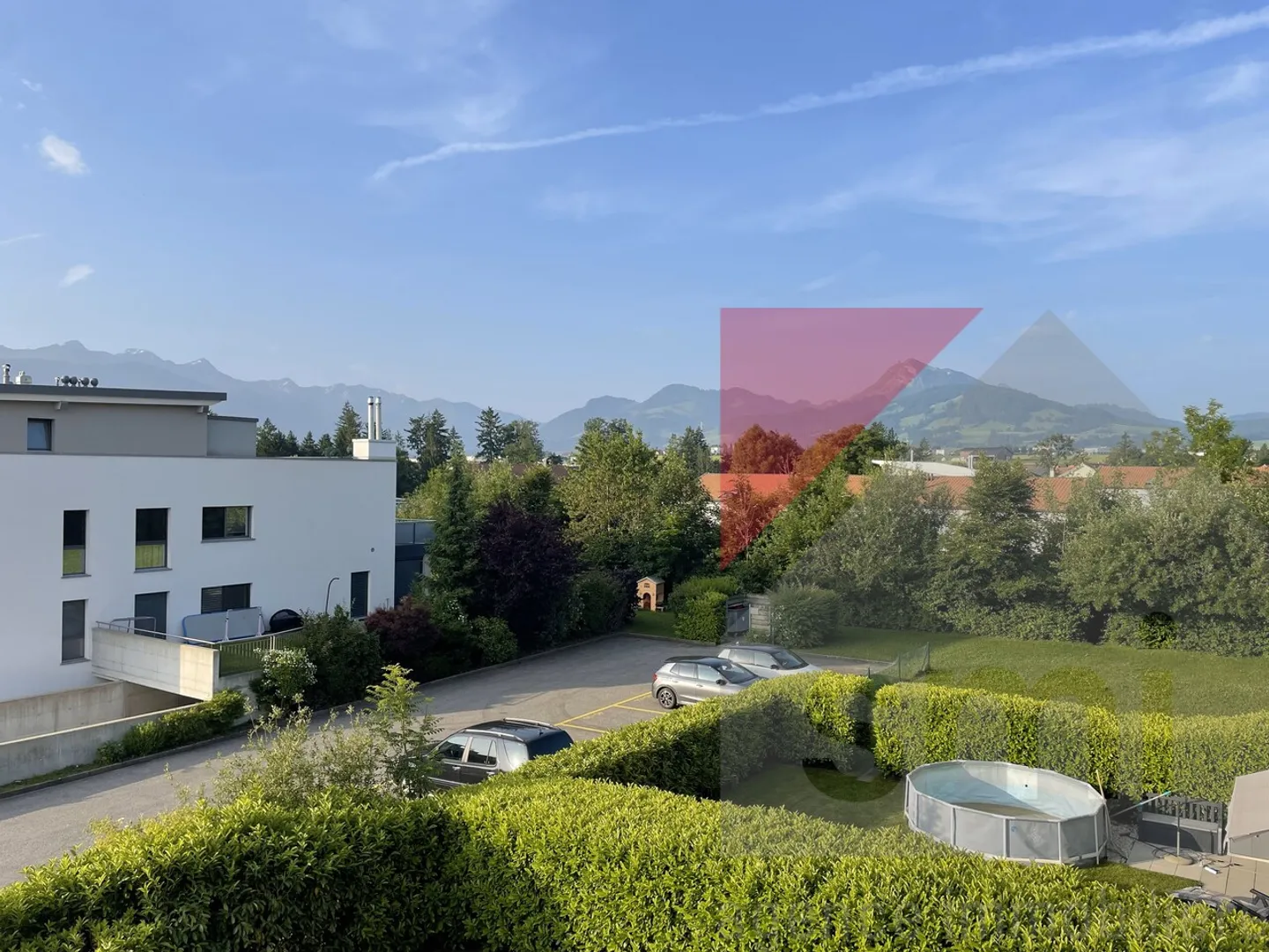 Bell'appartamento di 3,5 locali idealmente situato nel cuore di Riaz - Foto 3 di 12