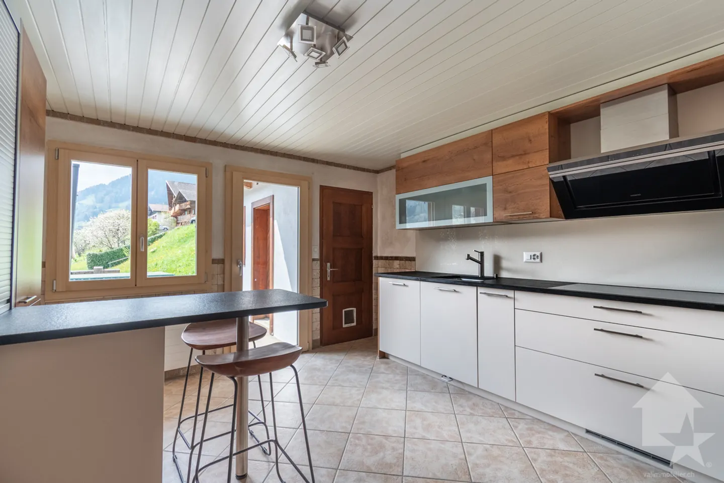 Troistorrents, chalet individuel de 6.5 pièces avec vue - Photo 2 sur 13