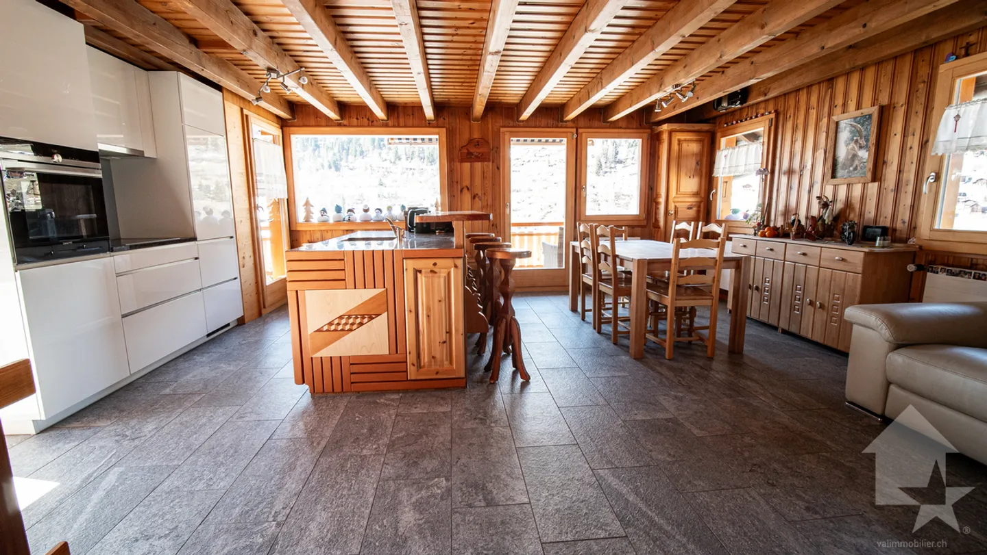 Hübsches Chalet auf drei Ebenen mit Panoramablick - Foto 4 von 13