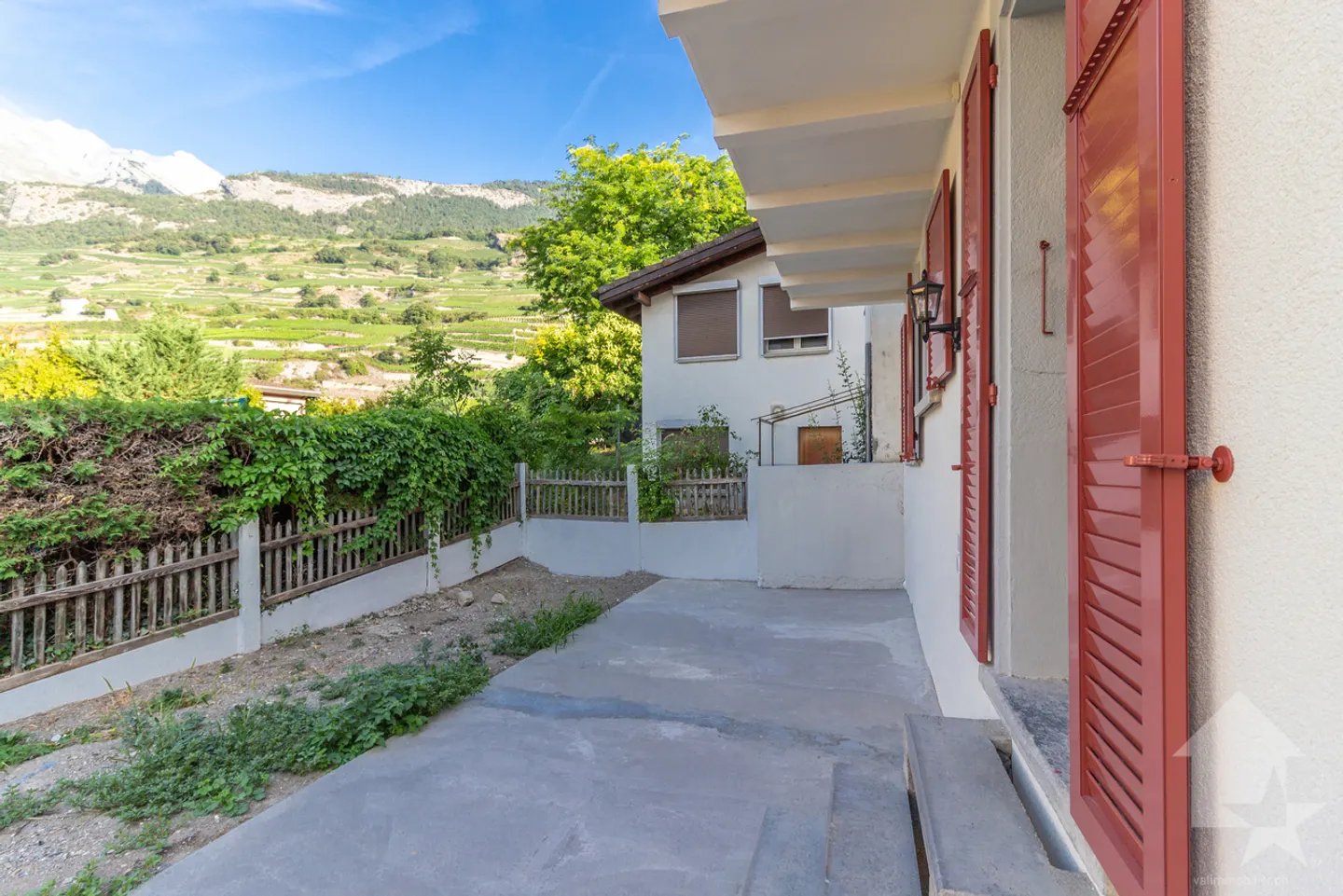 Charmante renovierte 3,5-Zimmer-Wohnung mit Garten und Terrasse - Foto 7 von 13