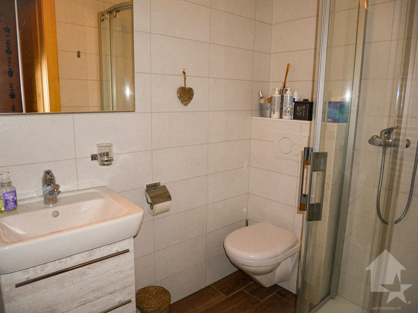 Wunderschöne Wohnung im Zentrum von Champex-Lac mit großem Balkon! - Foto 13 von 13