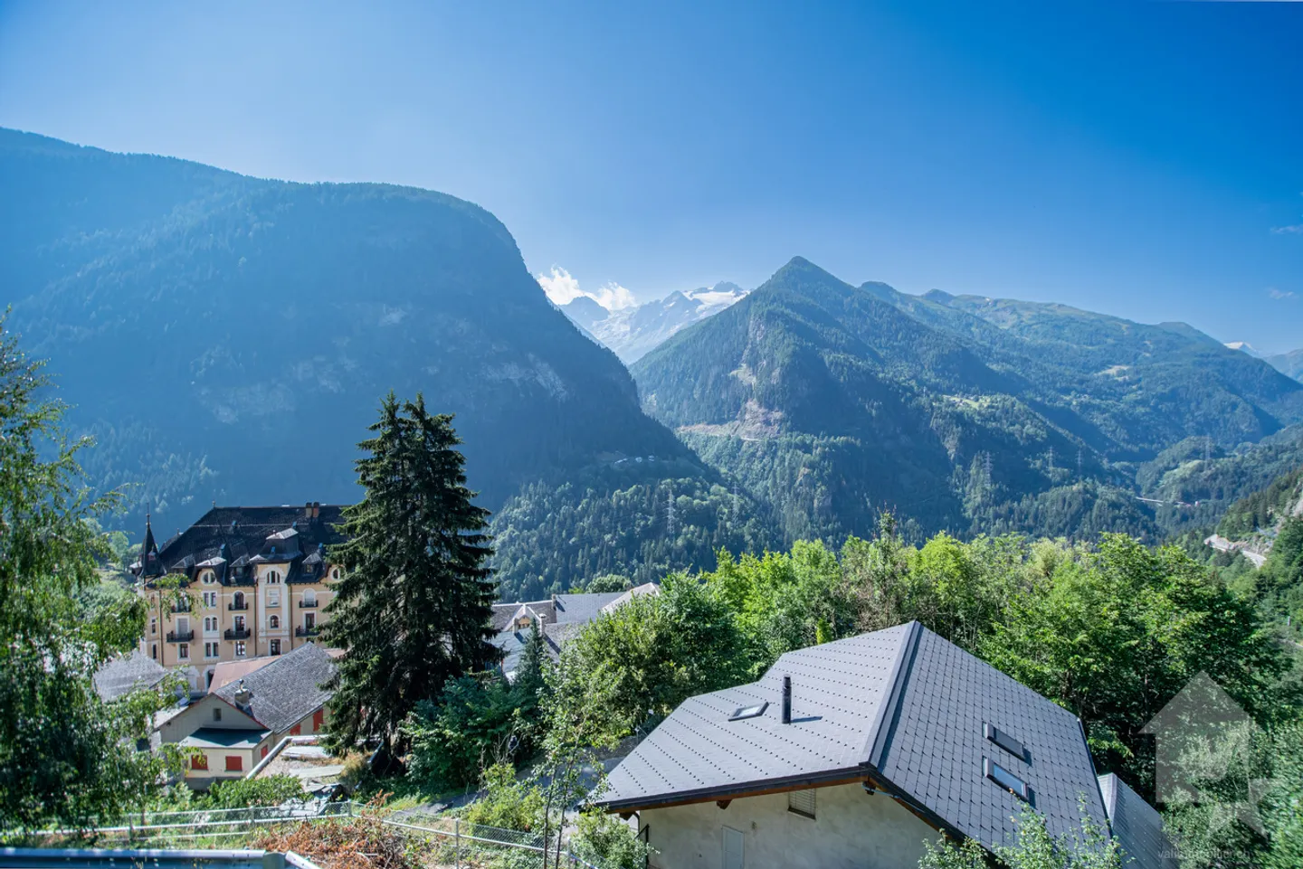 Duplex con vista eccezionale sul ghiacciaio del Trient - Foto 13 di 13