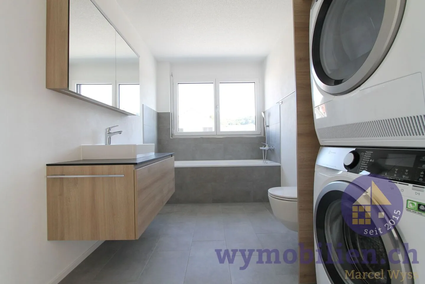 Attico esclusivo con 4,5 stanze - grande terrazza - vista lontana - Foto 11 di 13