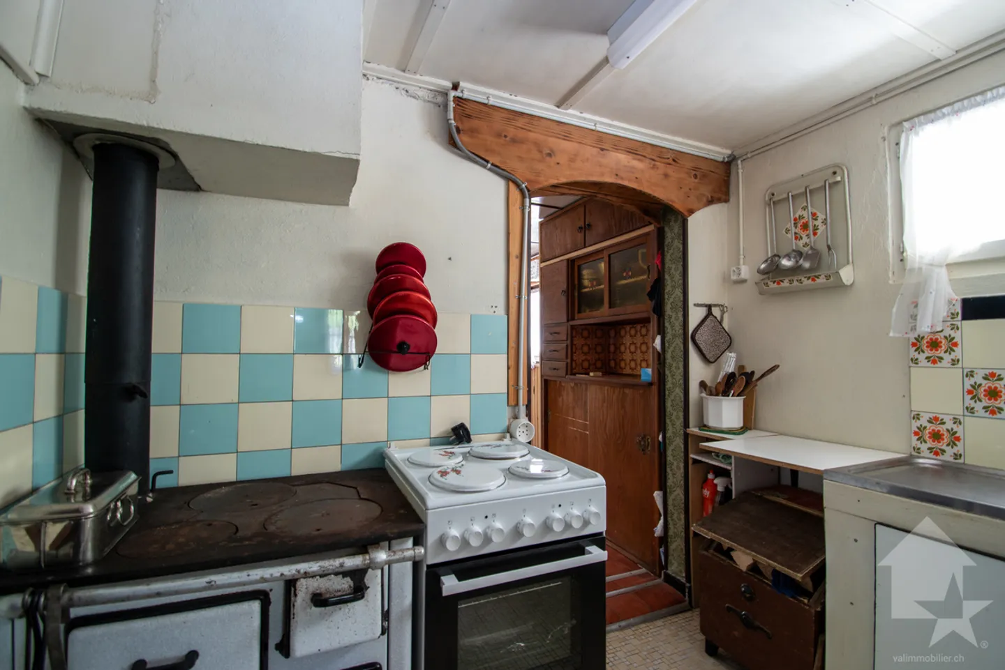Chalet da ristrutturare nel cuore della natura - Foto 9 di 13