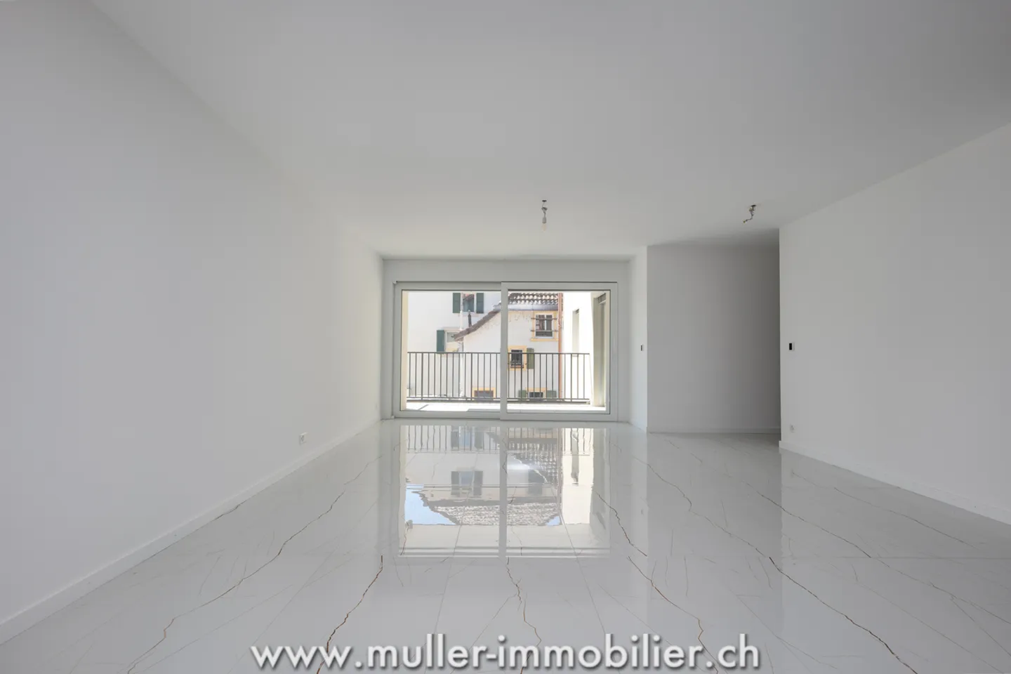 Appartement de luxe avec 2 balcons - Photo 2 sur 13