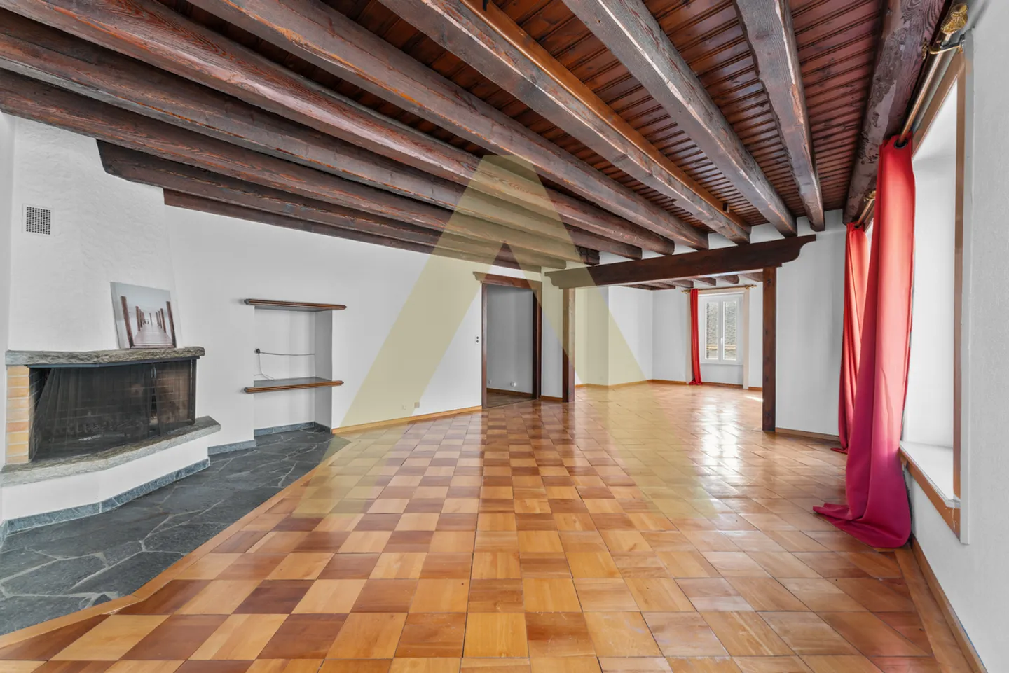 Duplex con molto carattere nel centro storico di Sion - Foto 2 di 8