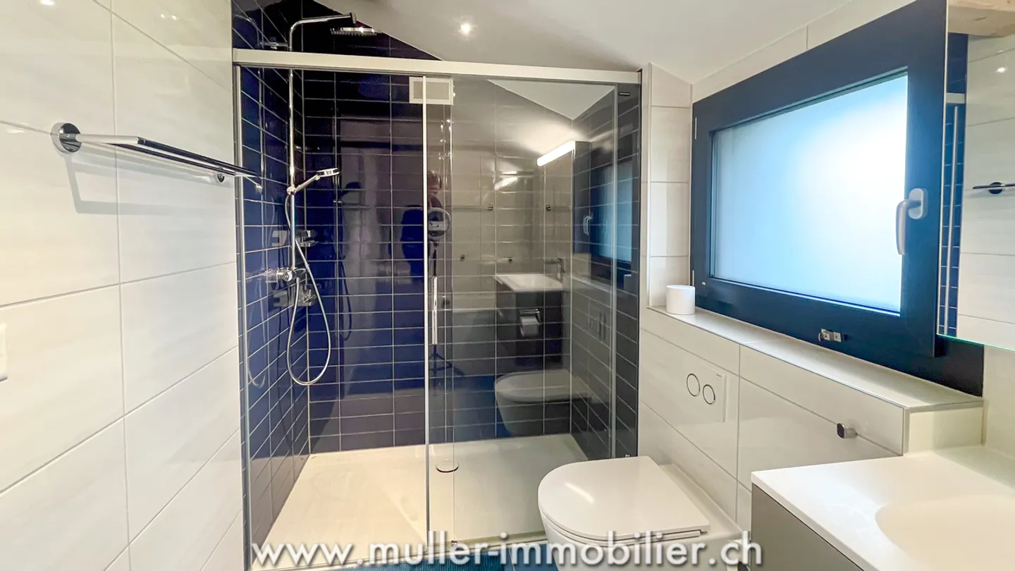 Beautiful corner semi-detached villa in the heart of nature - Photo 8 of 13