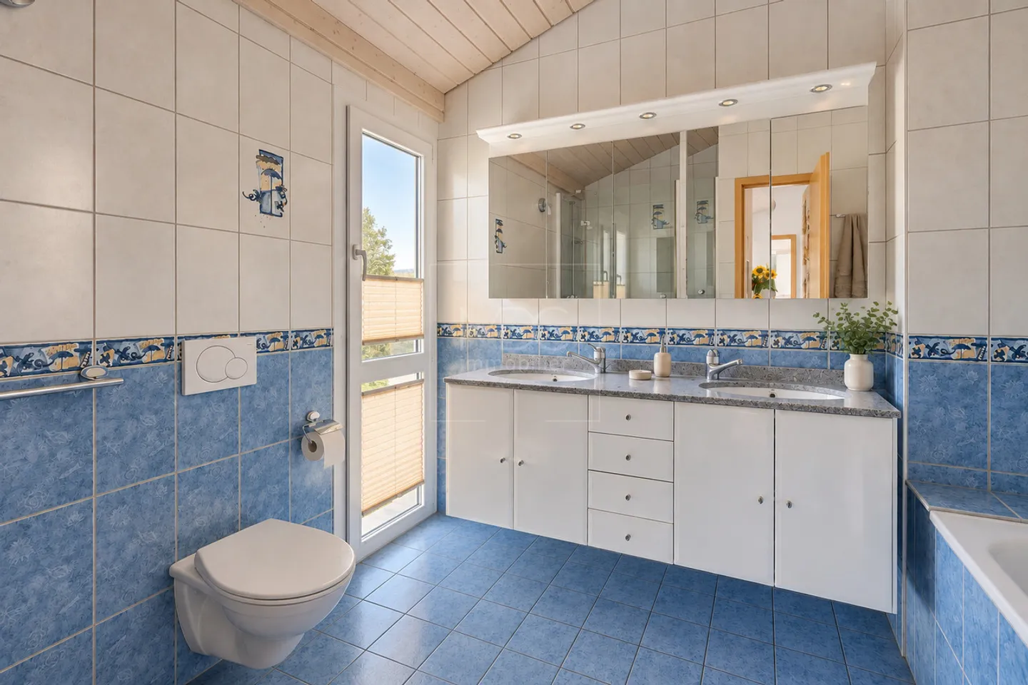 Helle freistehende Villa in Avry - Foto 13 von 13